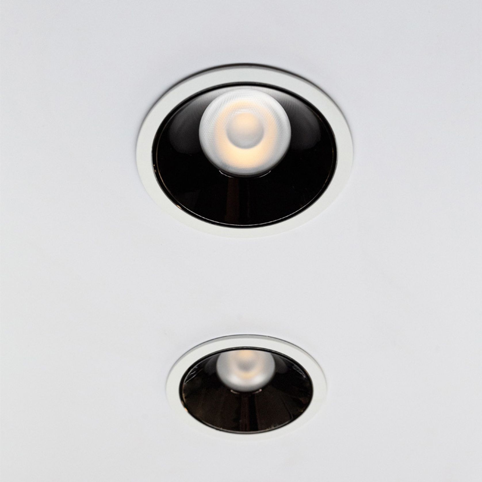 Hera-W75 gallery detail image