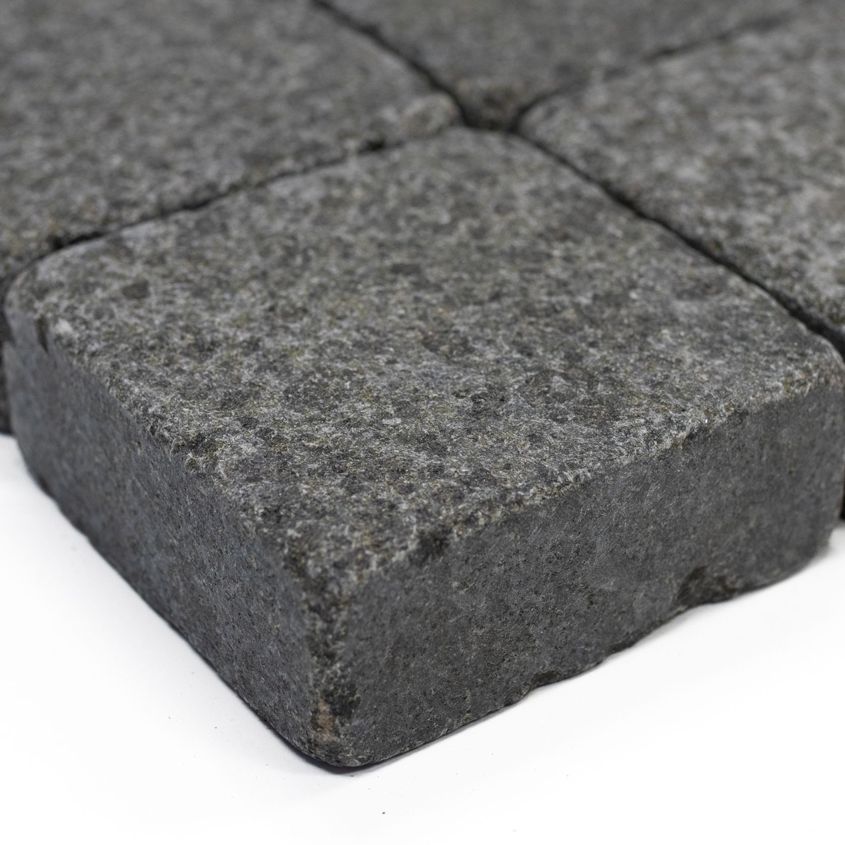 Metro Cobble Granite | Stone gallery detail image