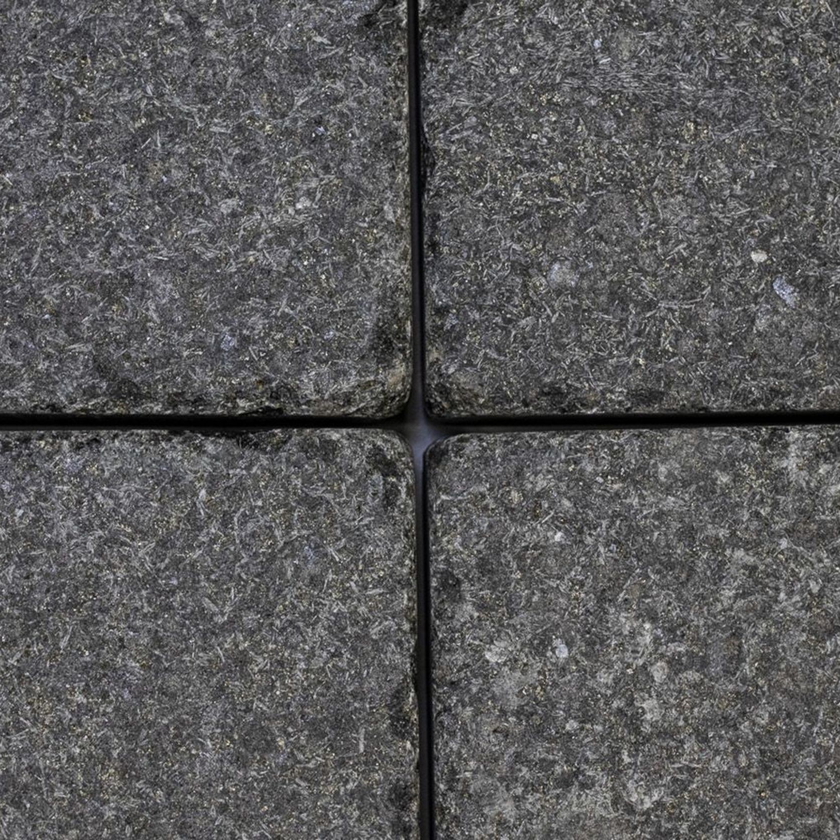 Metro Cobble Granite | Stone gallery detail image