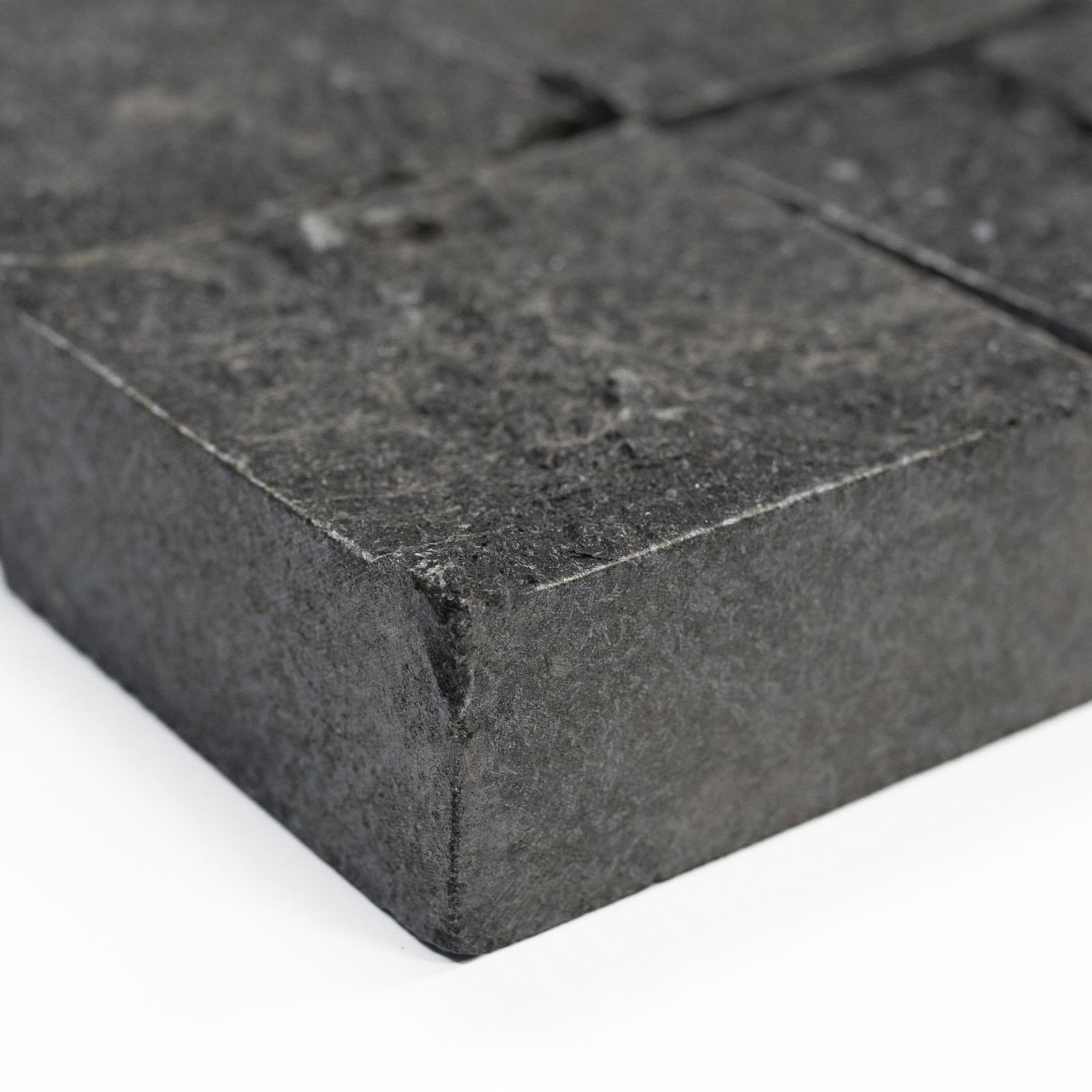 Metro Cobble Granite | Stone gallery detail image