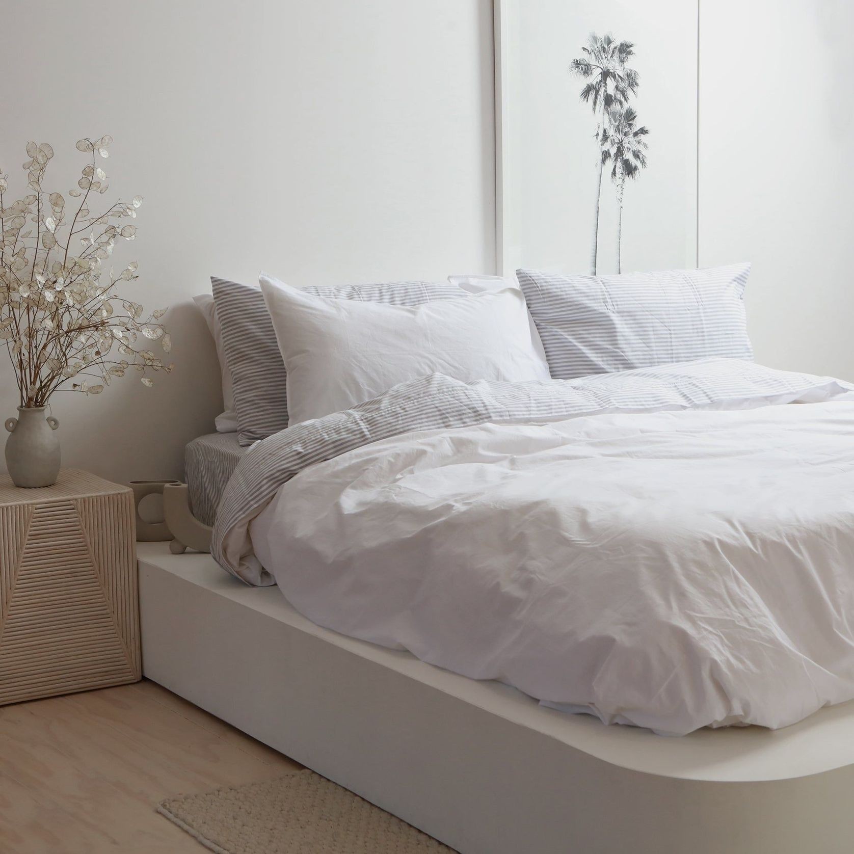 100% Stonewashed Cotton Duvet Set- White gallery detail image