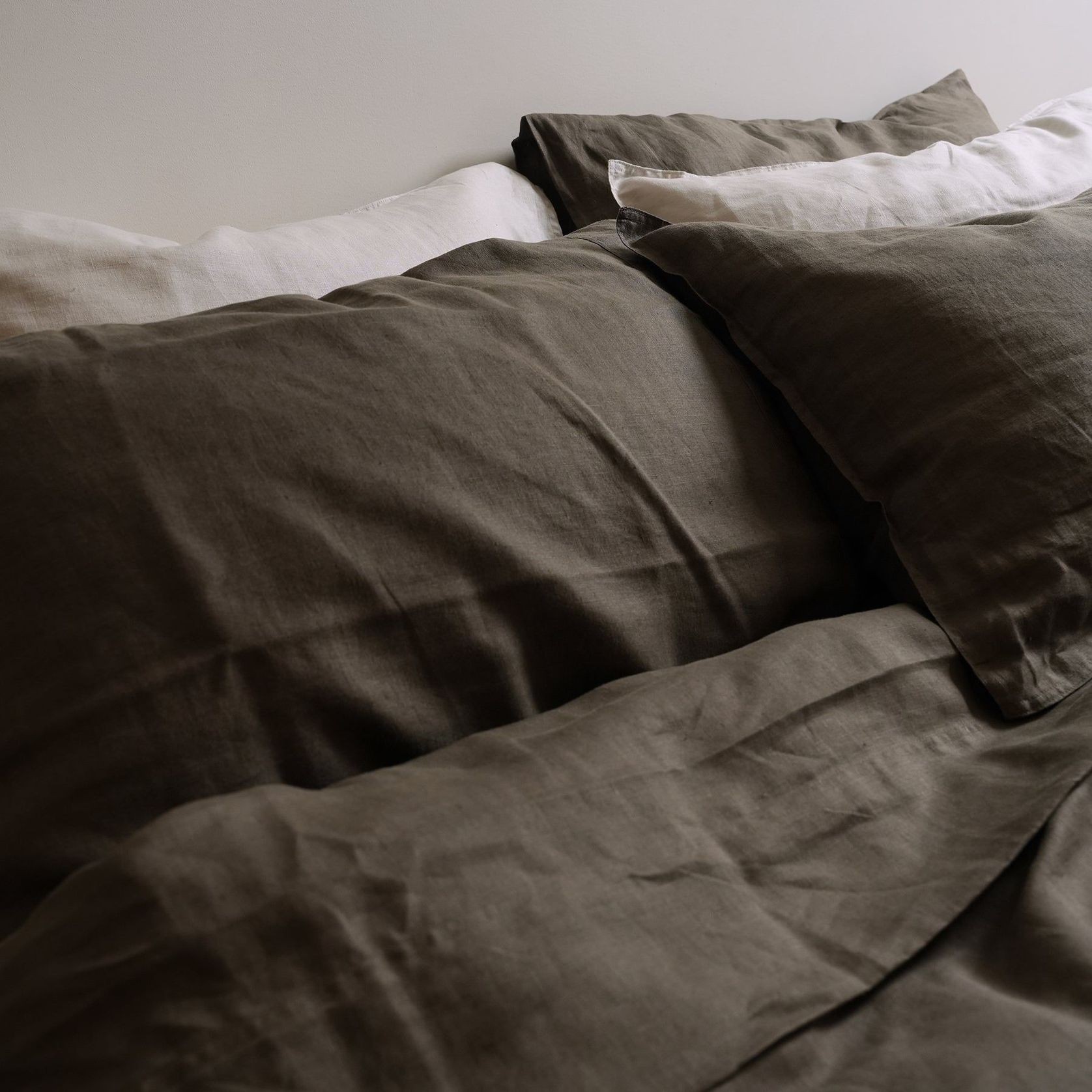 100% French Flax Linen Duvet Set- Deep Moss gallery detail image