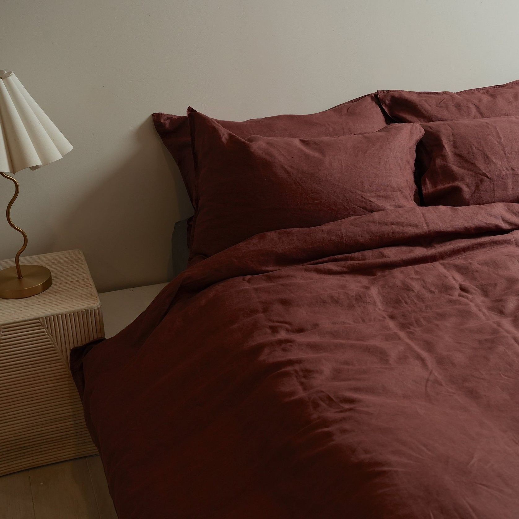 100% French Flax Linen Duvet Set- Antique Rosewood gallery detail image