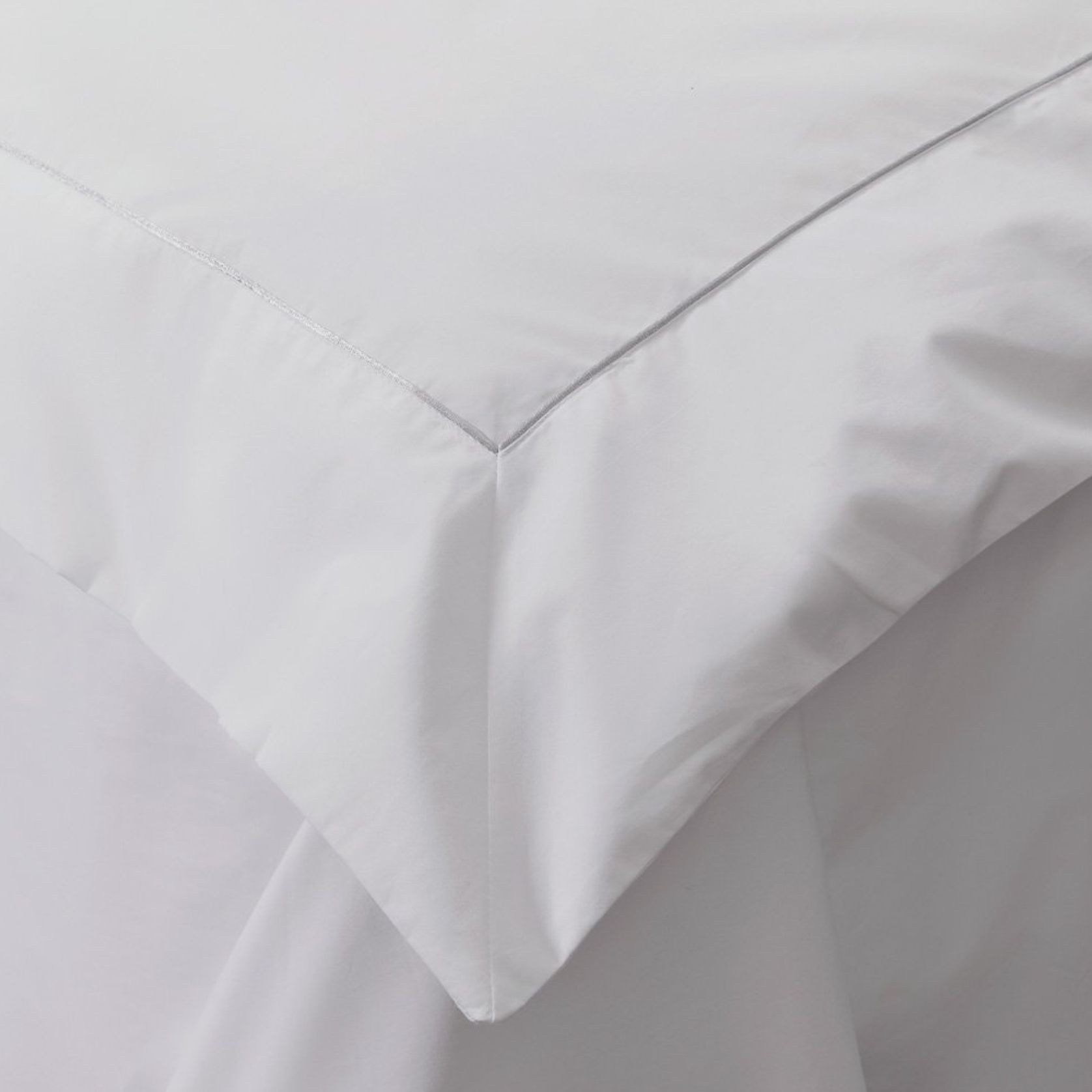 Cotton Percale Duvet Covers With Piping gallery detail image