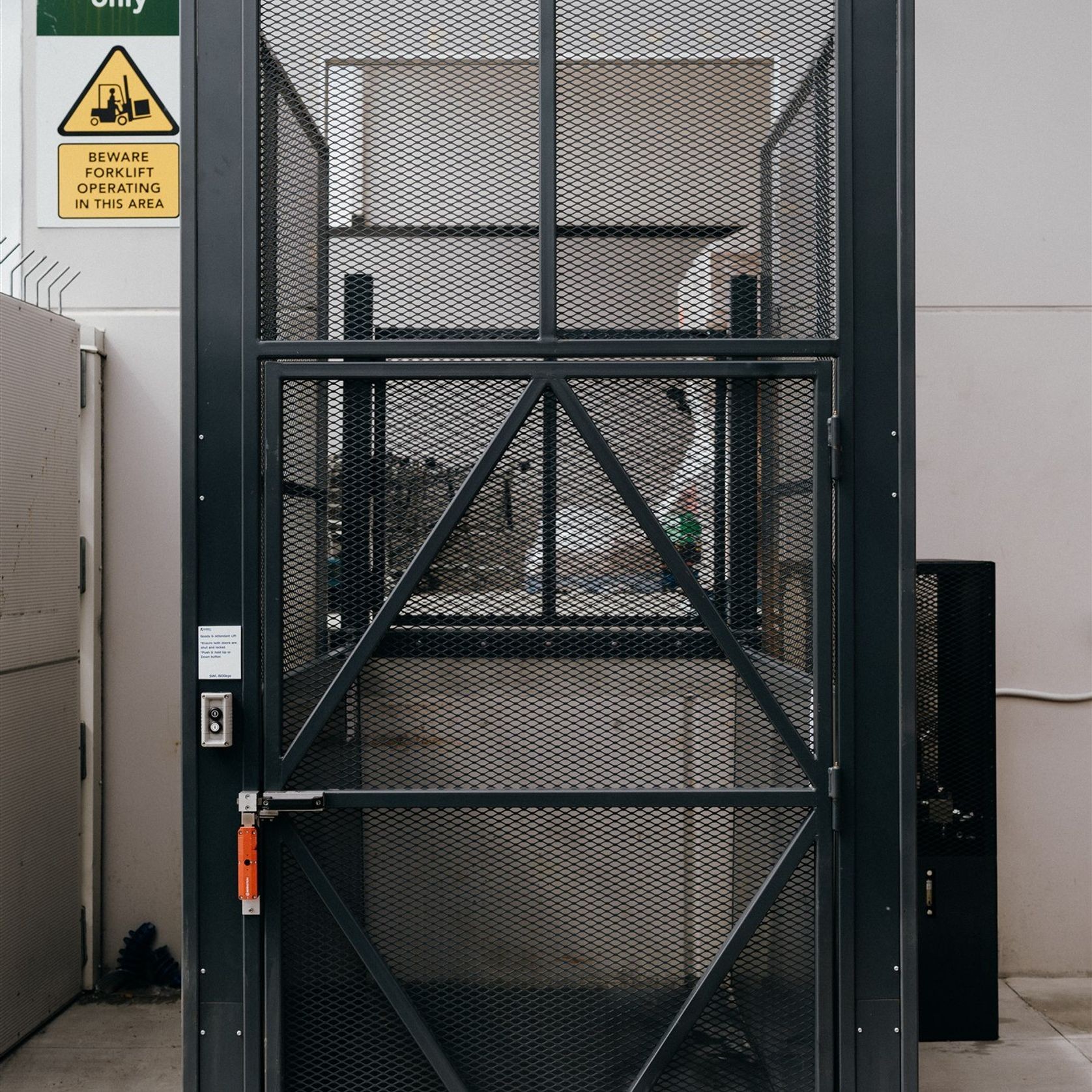 Freight Hoist Scissor Lifts gallery detail image