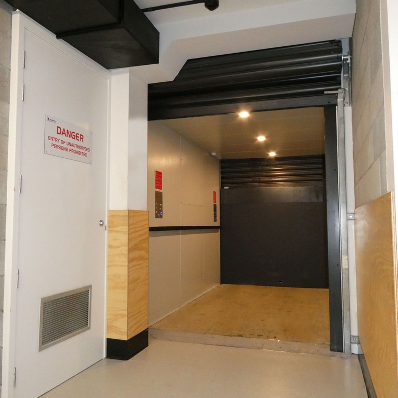 Freight Hoist Mast Lifts ArchiPro NZ