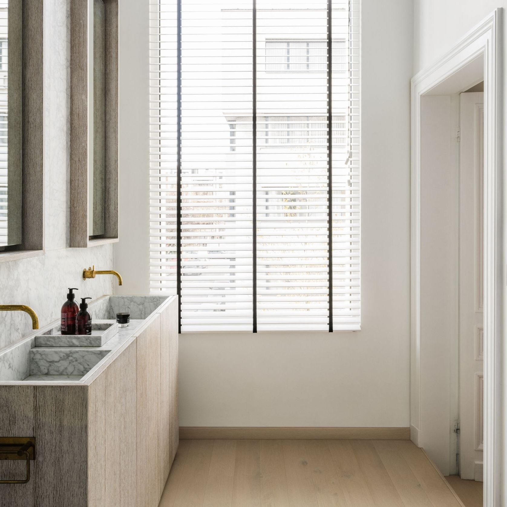 Quick-Step Amato Wintry Forest Oak Extra Matt Timber Flooring gallery detail image