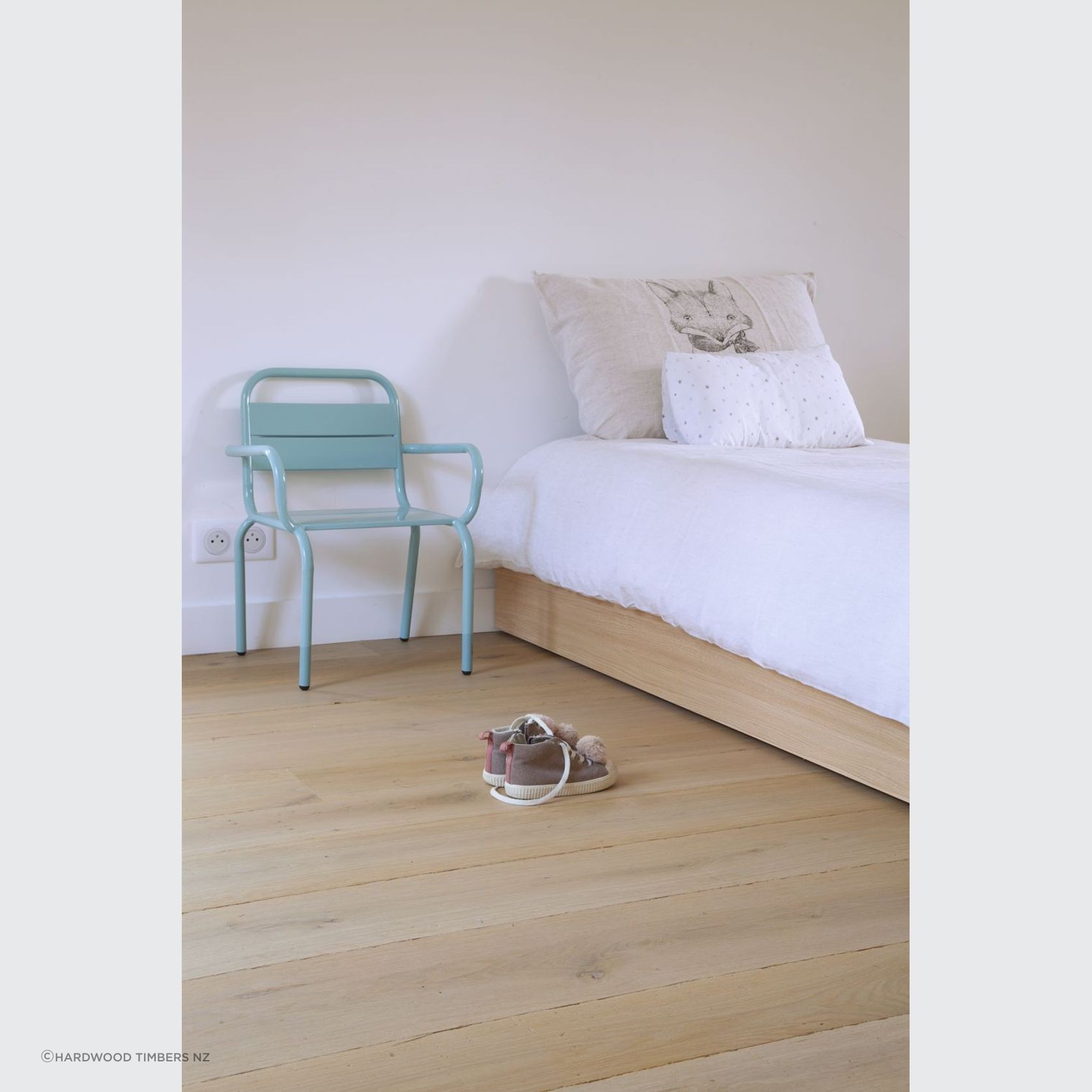Vintage French Oak Flooring - Chateau Range gallery detail image