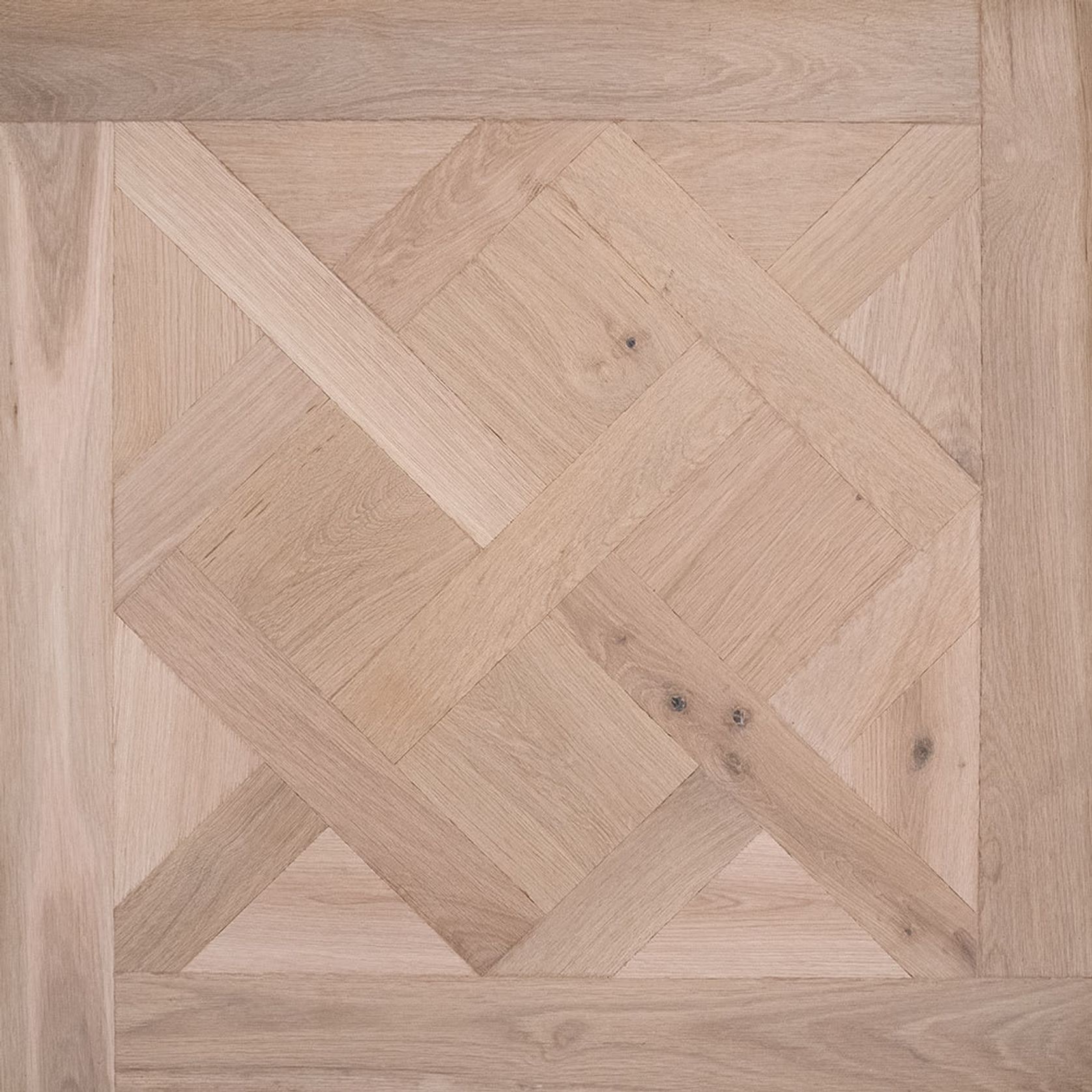 HW1393 Versailles Unfinished gallery detail image