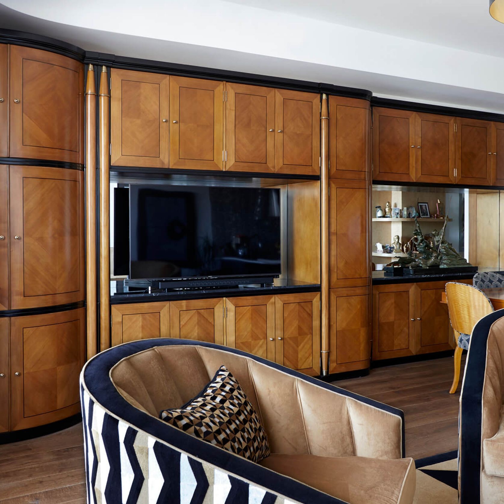 Art Deco Curved Door Wall Unit gallery detail image