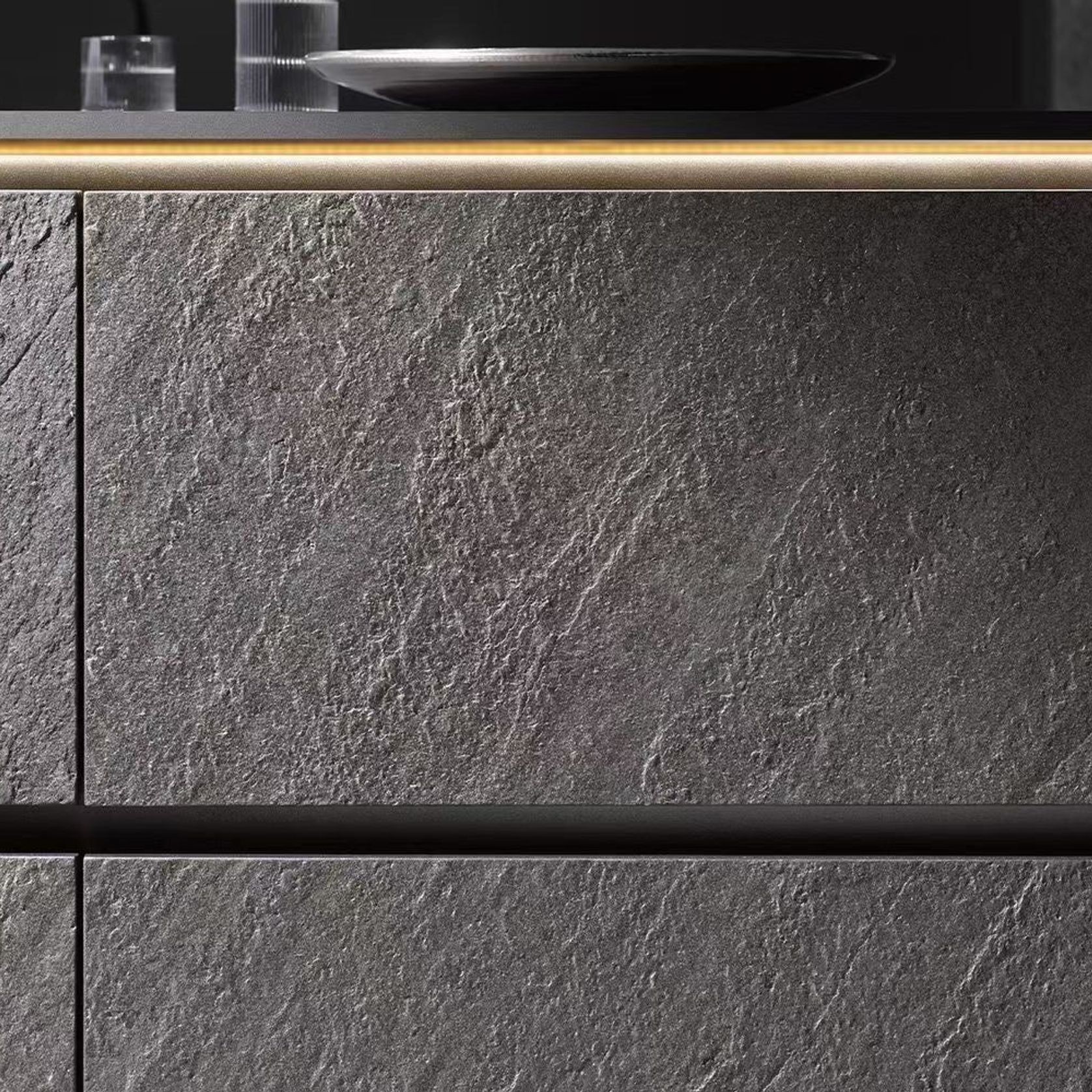 F105 gallery detail image