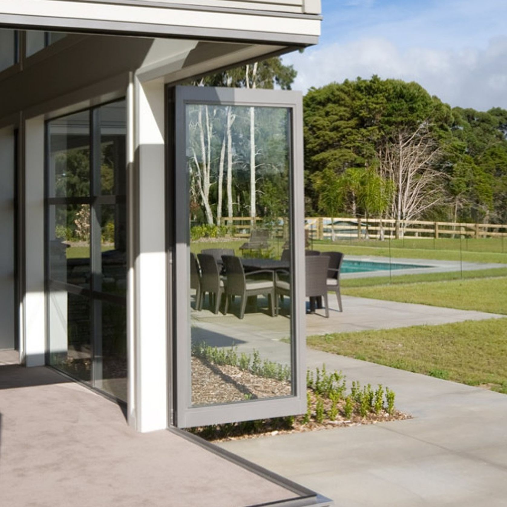 Bifold Doors gallery detail image