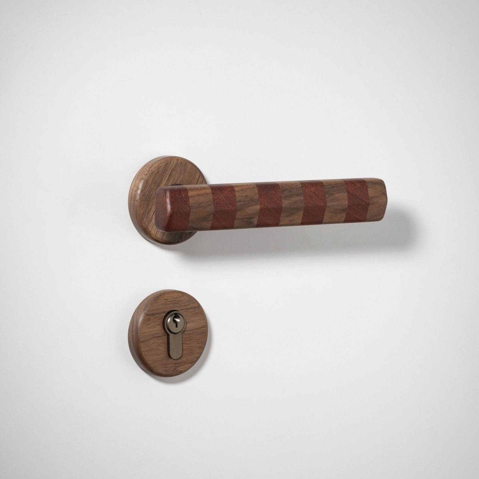 Streaker Round Escutcheon Euro gallery detail image