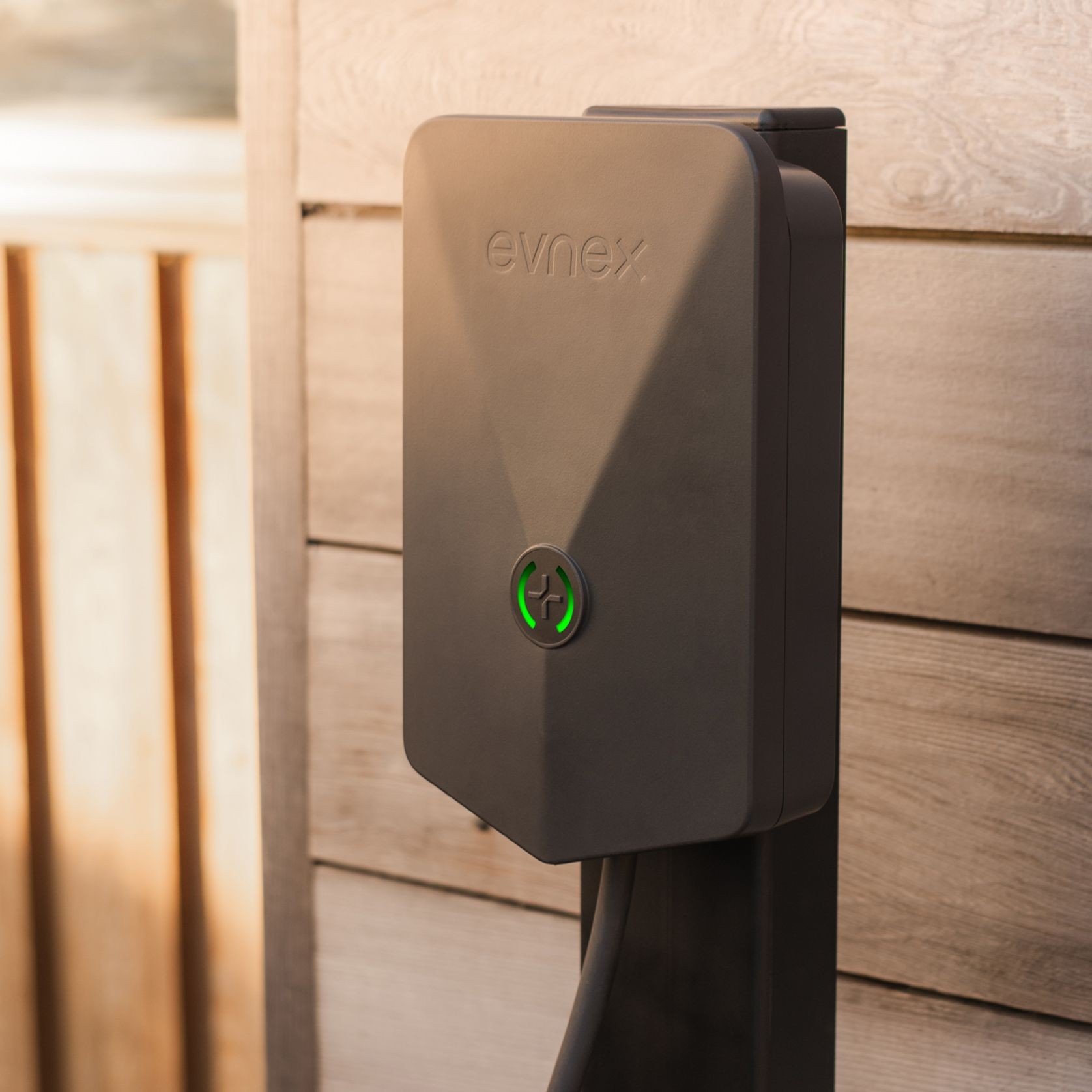 E2 Core single-phase charger gallery detail image