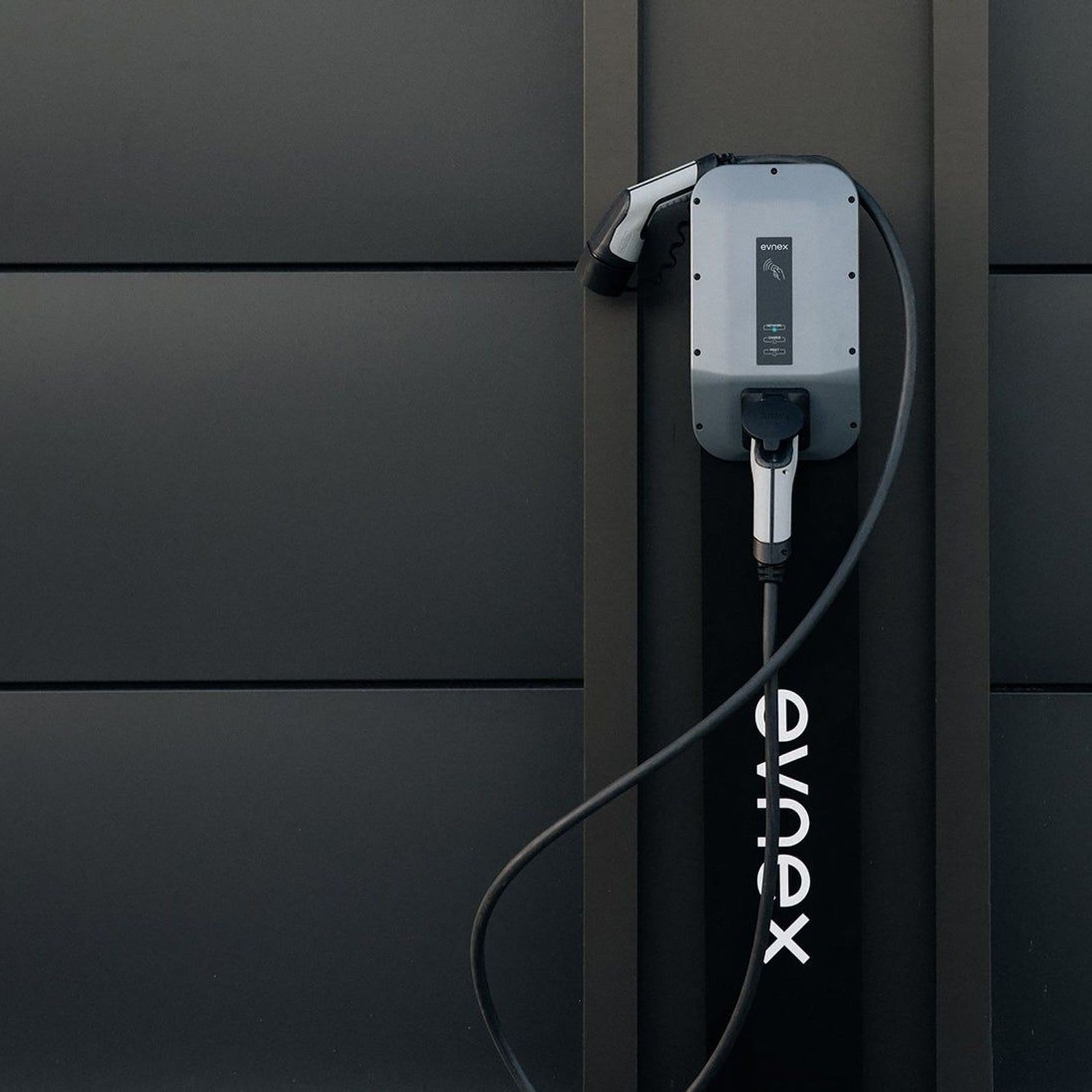 X22 three-phase charger gallery detail image
