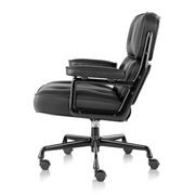 Eames Executive Chair by Herman Miller gallery detail image