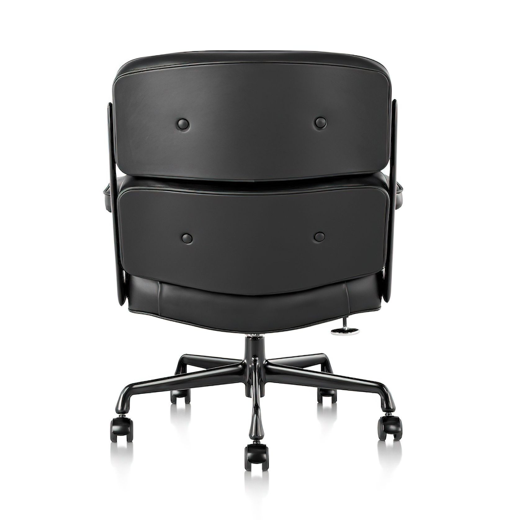 Eames Executive Chair by Herman Miller gallery detail image