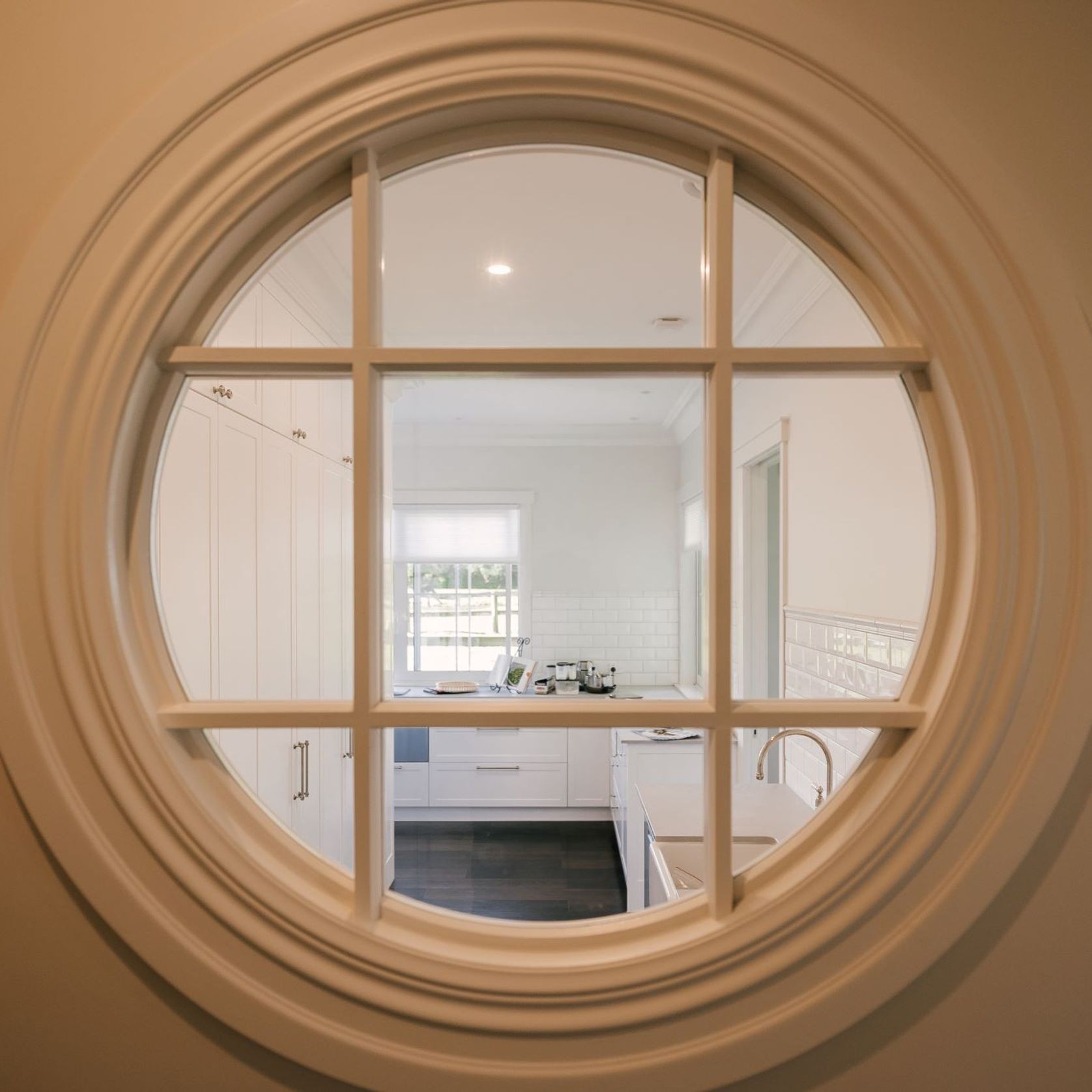 Round Windows gallery detail image