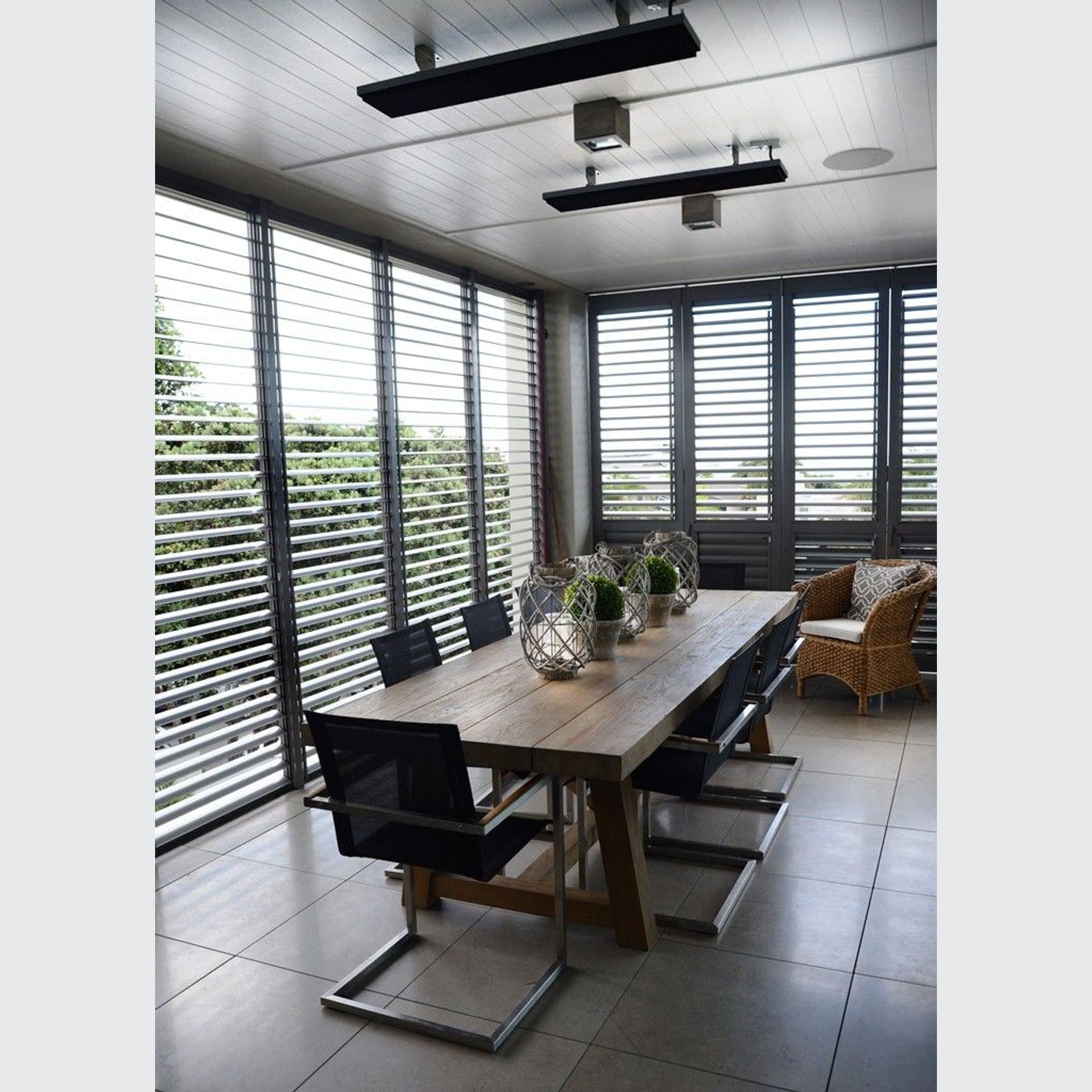 Hand Adjustable Louvre Panels (KISS Pivot System) gallery detail image