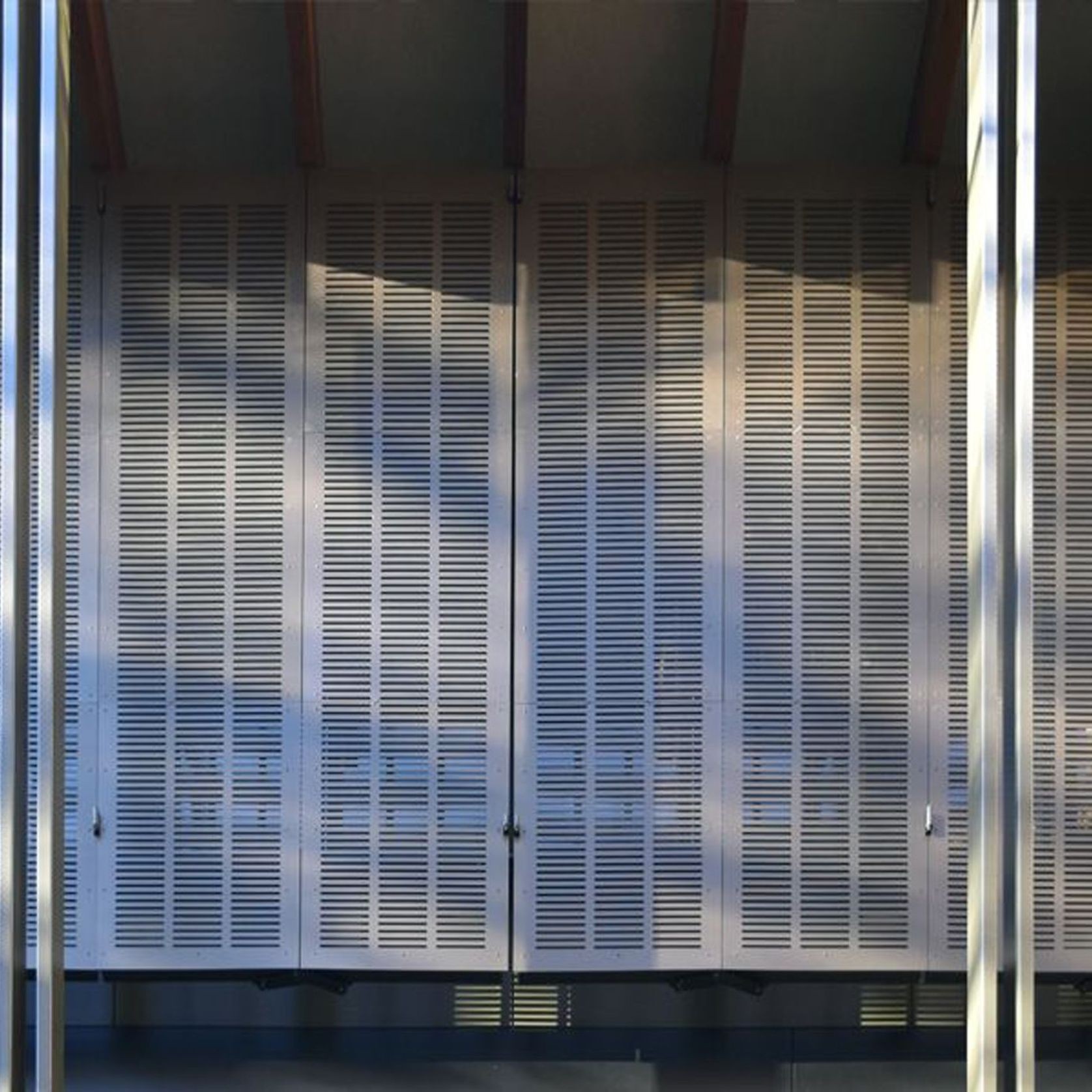 Motorised Vertical Bi-Fold Screens | ADI gallery detail image