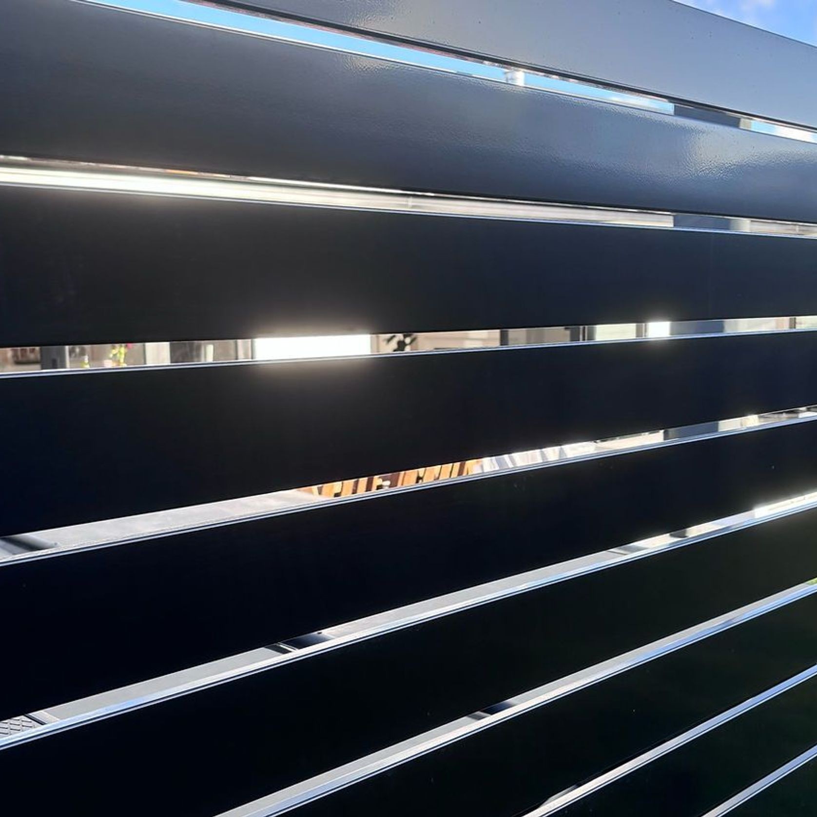Mako Horizontal Slat Fence gallery detail image