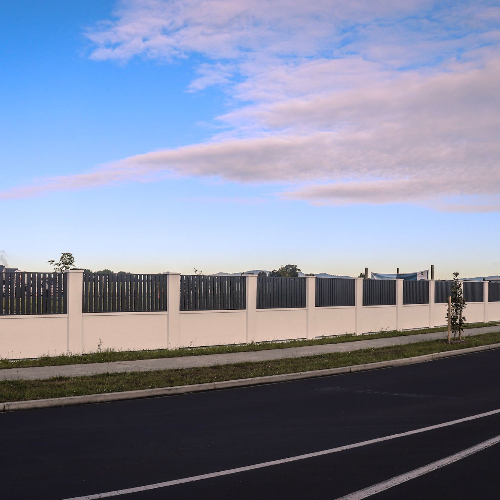 BelAire® Estate Solid Wall Fencing gallery detail image