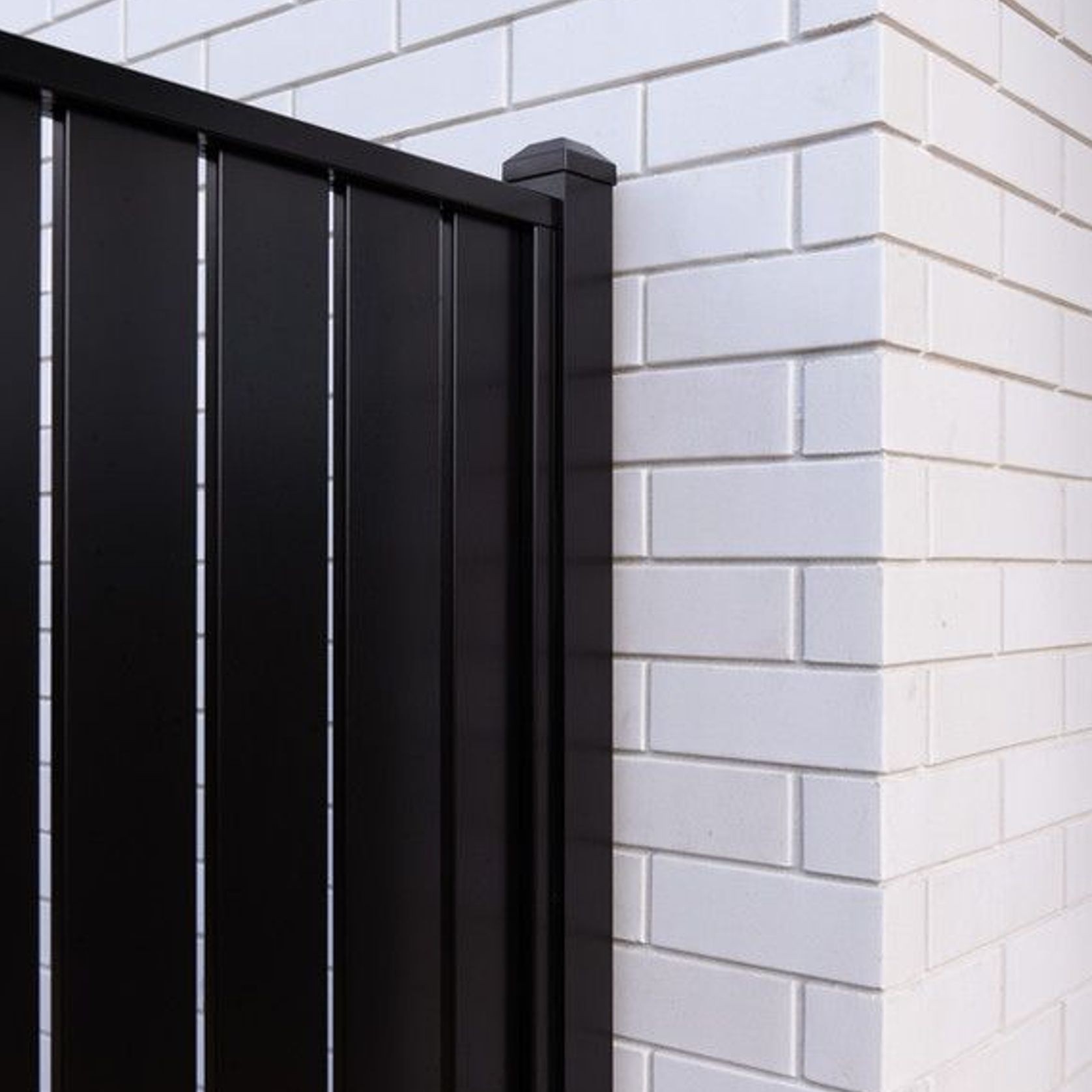 Mako Vertical Slat Fence gallery detail image