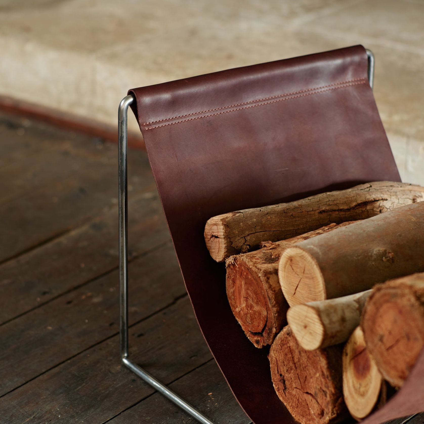 Oblica - Sling Leather Log Holder gallery detail image