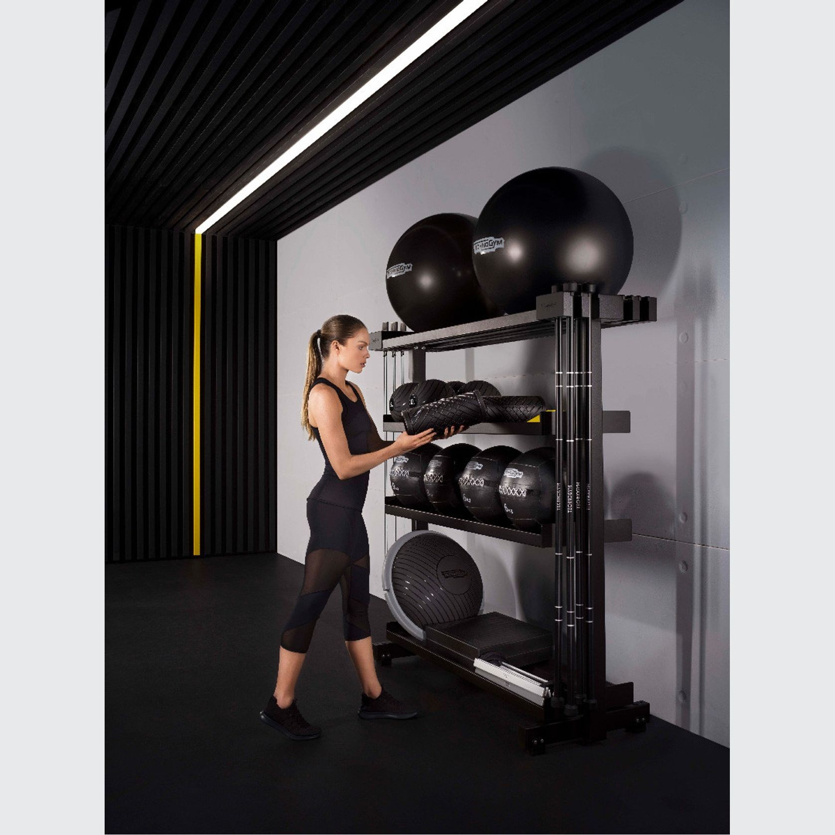 SKILLTOOLS KIT Training Equipment gallery detail image