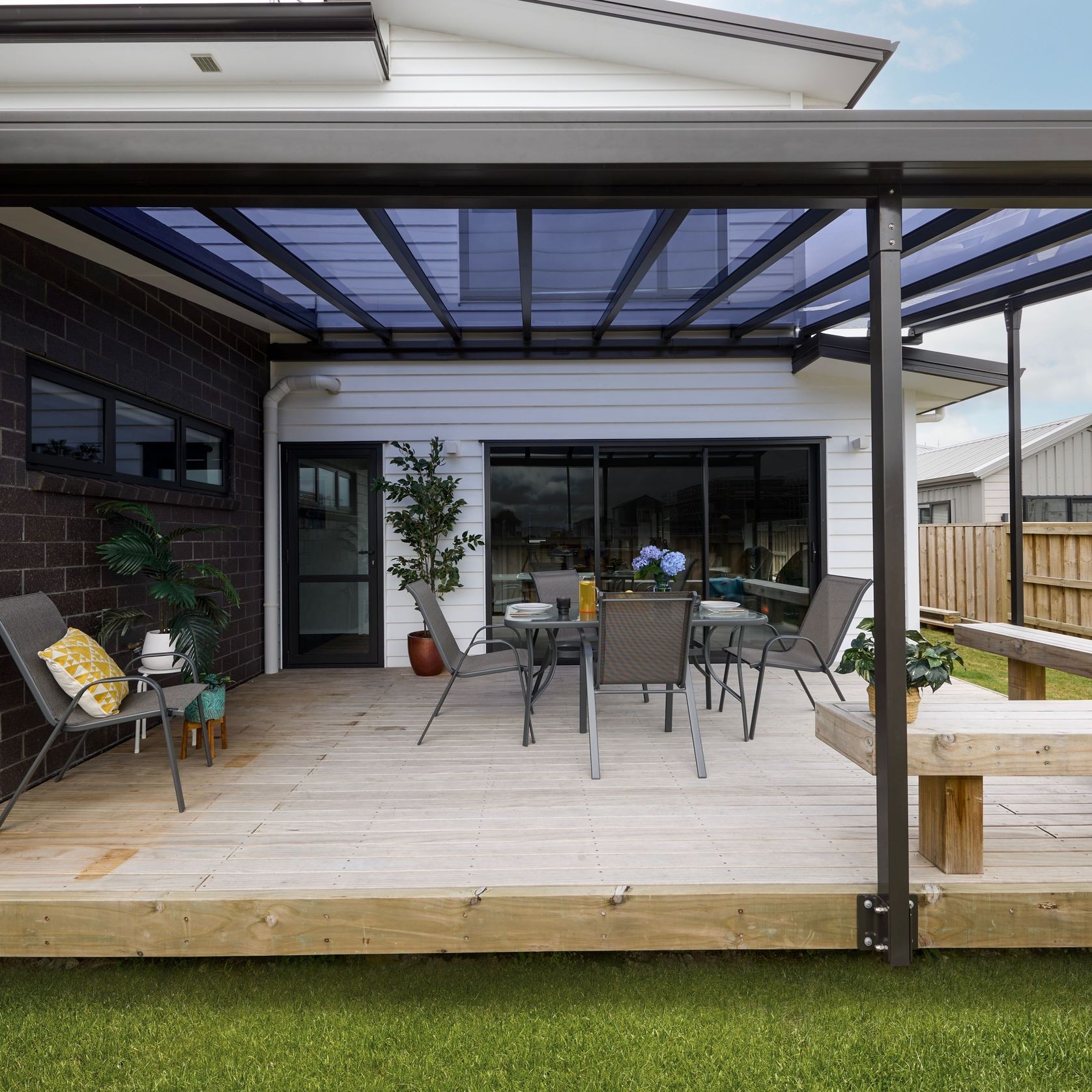 Gola Linear Pergola Canopies gallery detail image