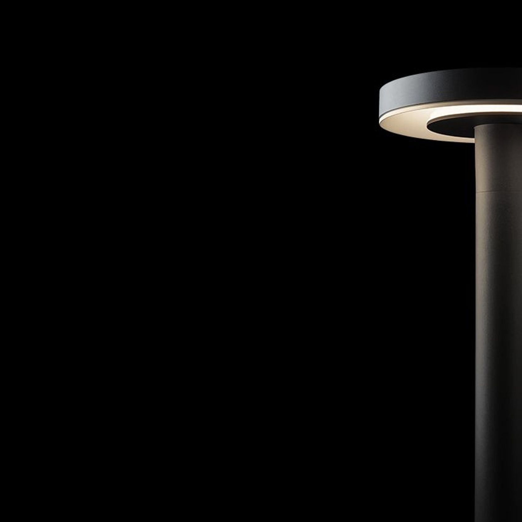 Pole Light Urban Distribution Rotosymmetric Cut Off gallery detail image