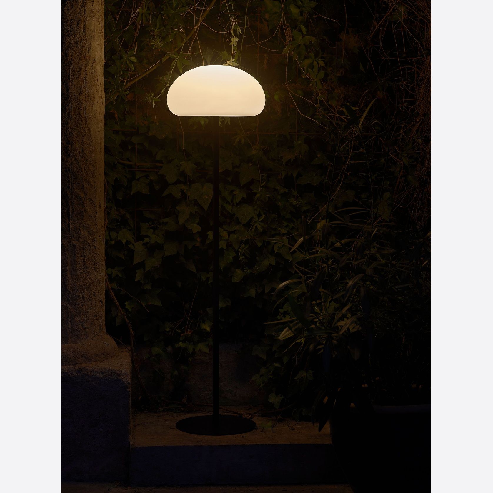 Sponge 34 Floor Lamp gallery detail image