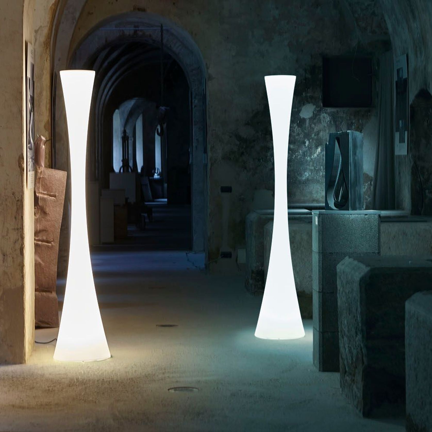 Martinelli Luce Biconica Pol Floor Lamp gallery detail image