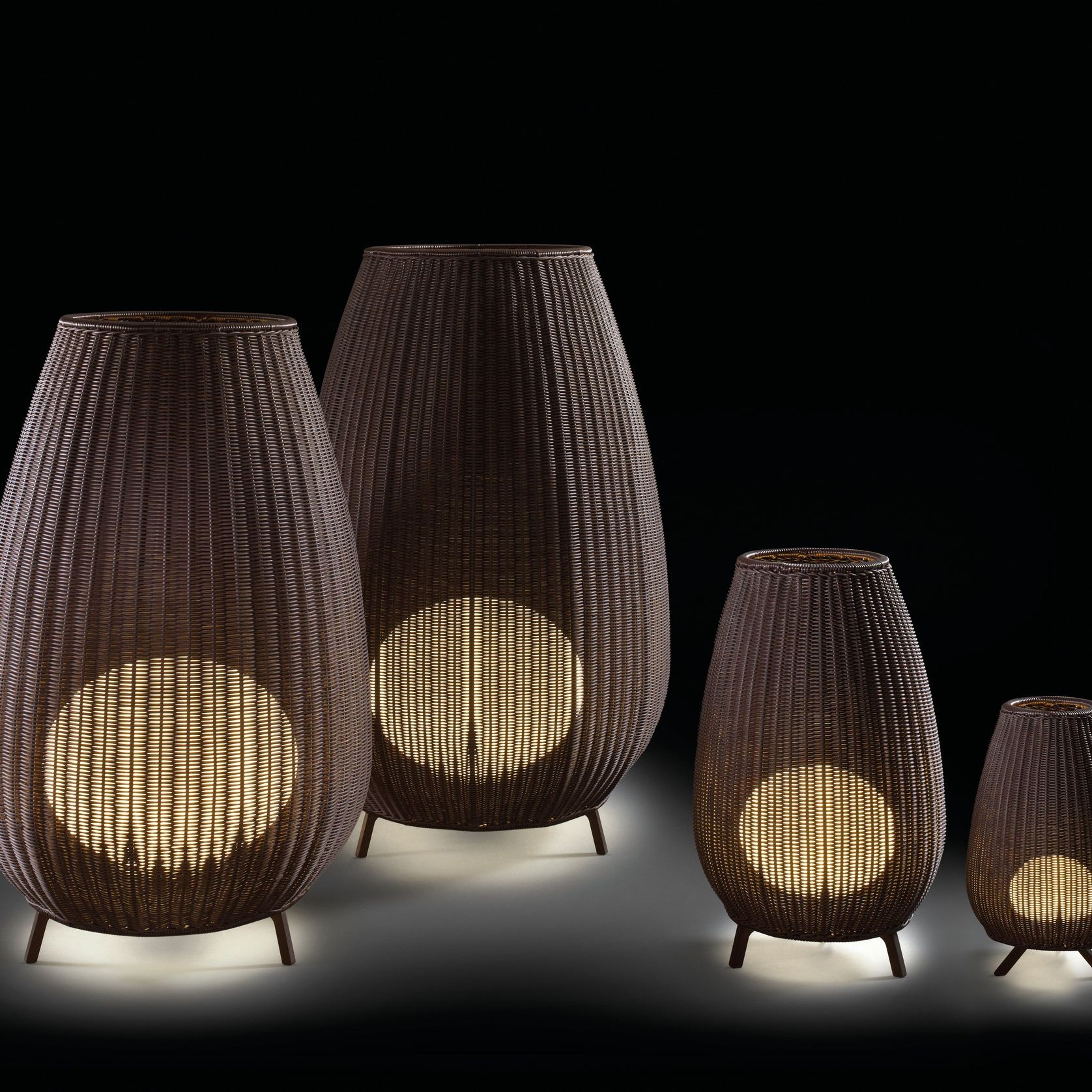 Amphora 01 Floor Lamp gallery detail image