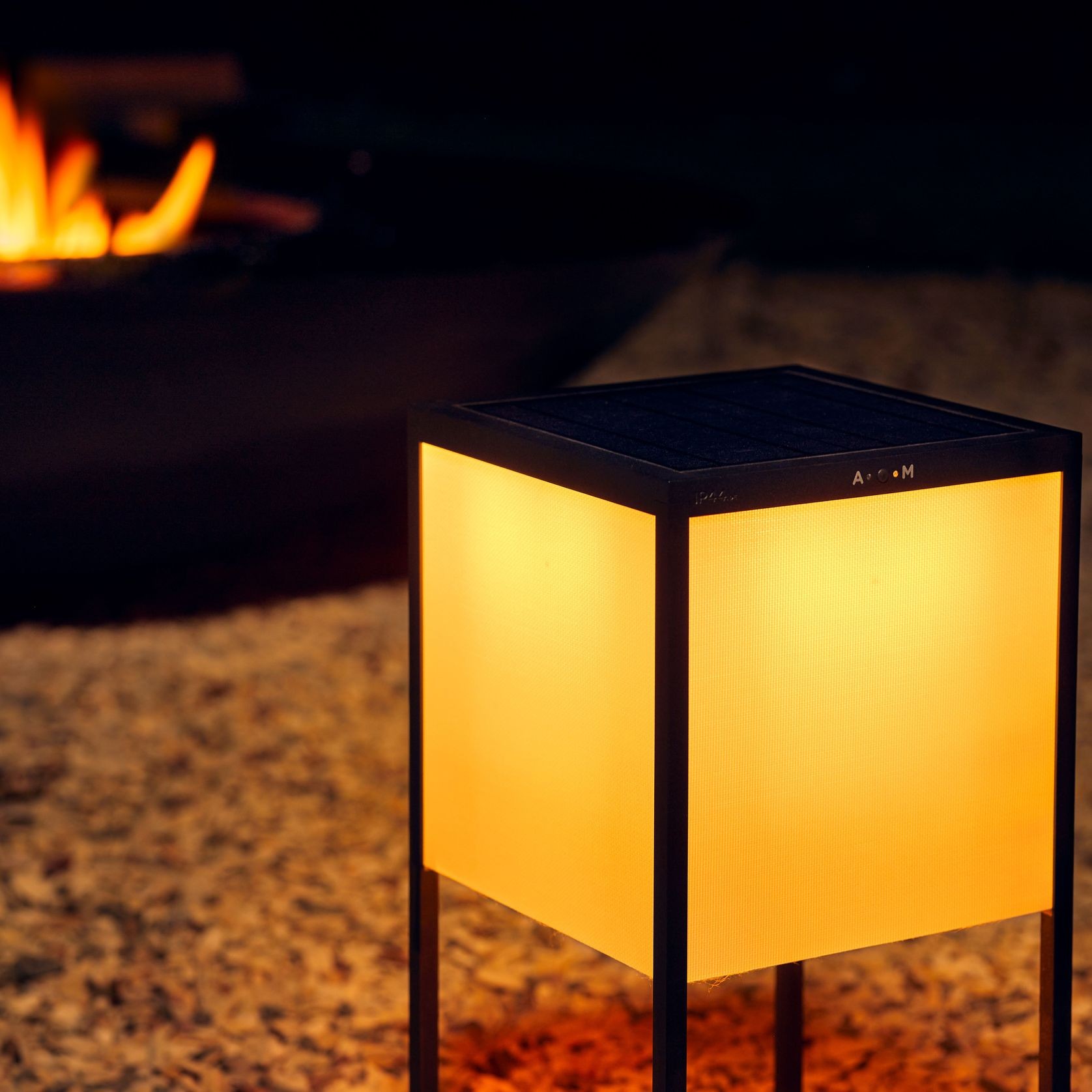 Fil S Dim to Warm Solar Lamp gallery detail image