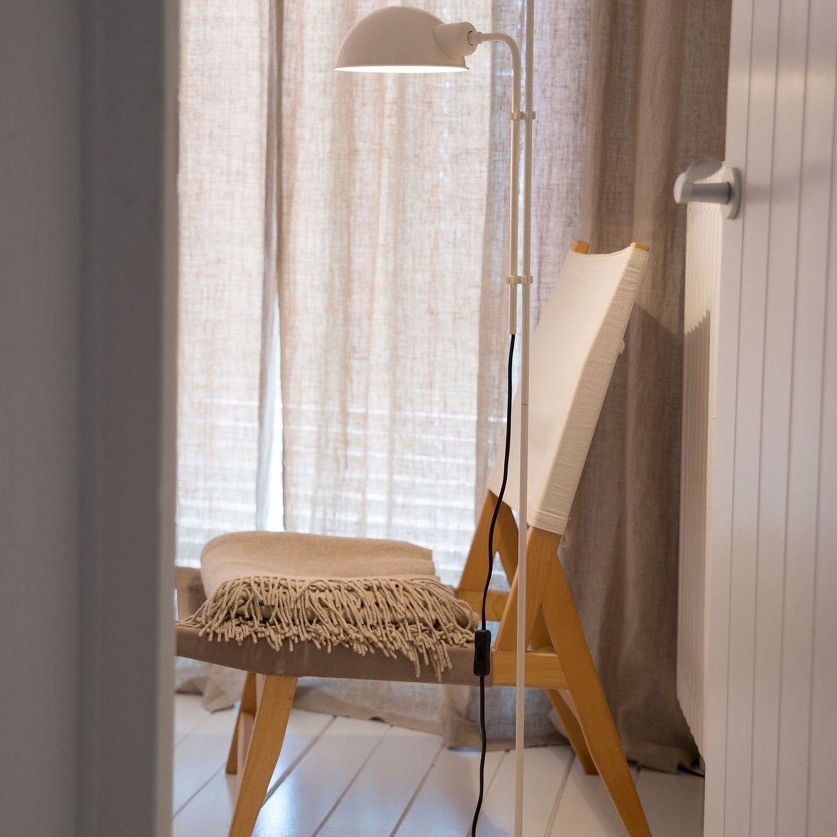 Funiculí Floor Lamp gallery detail image