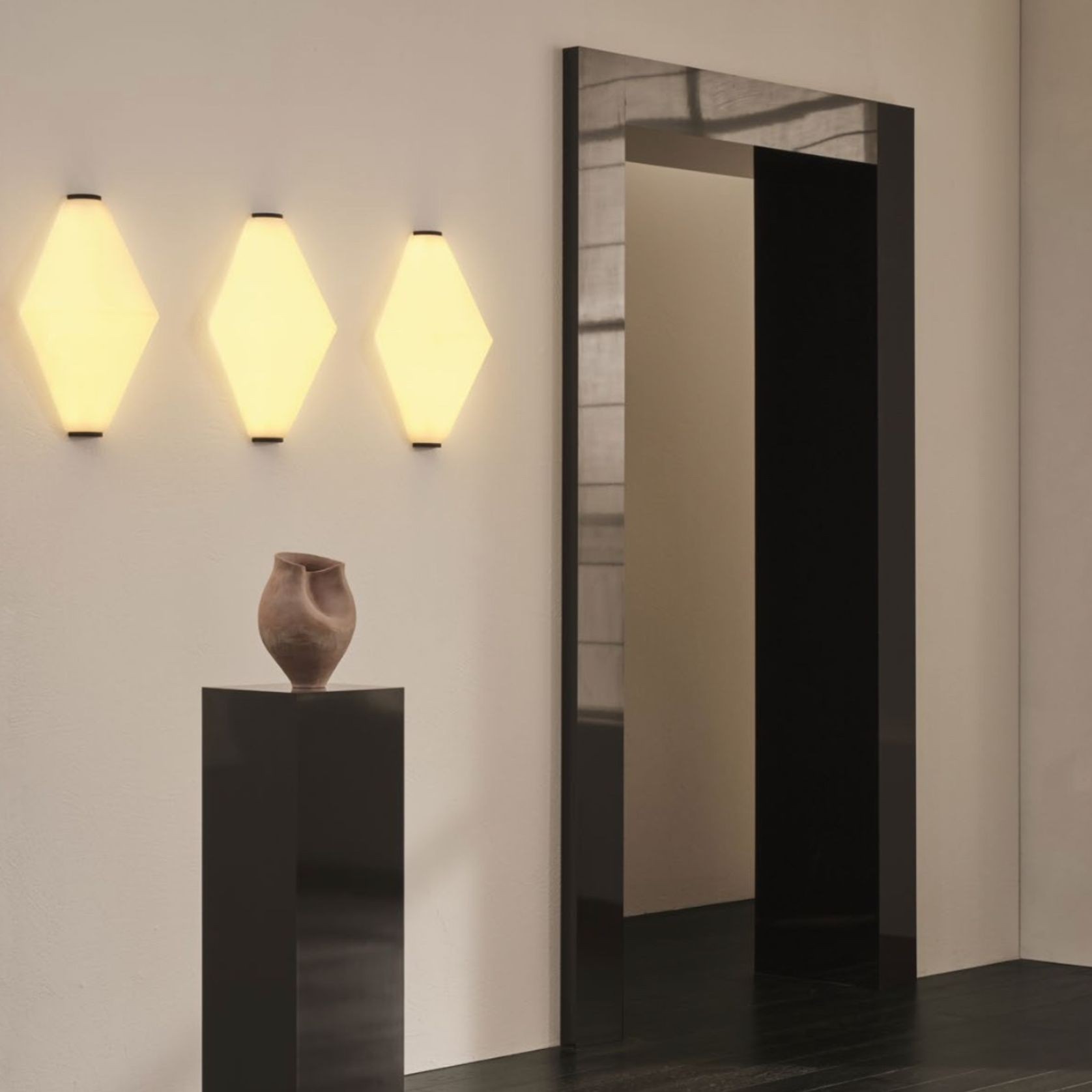 Helium Lamp by DePadova gallery detail image