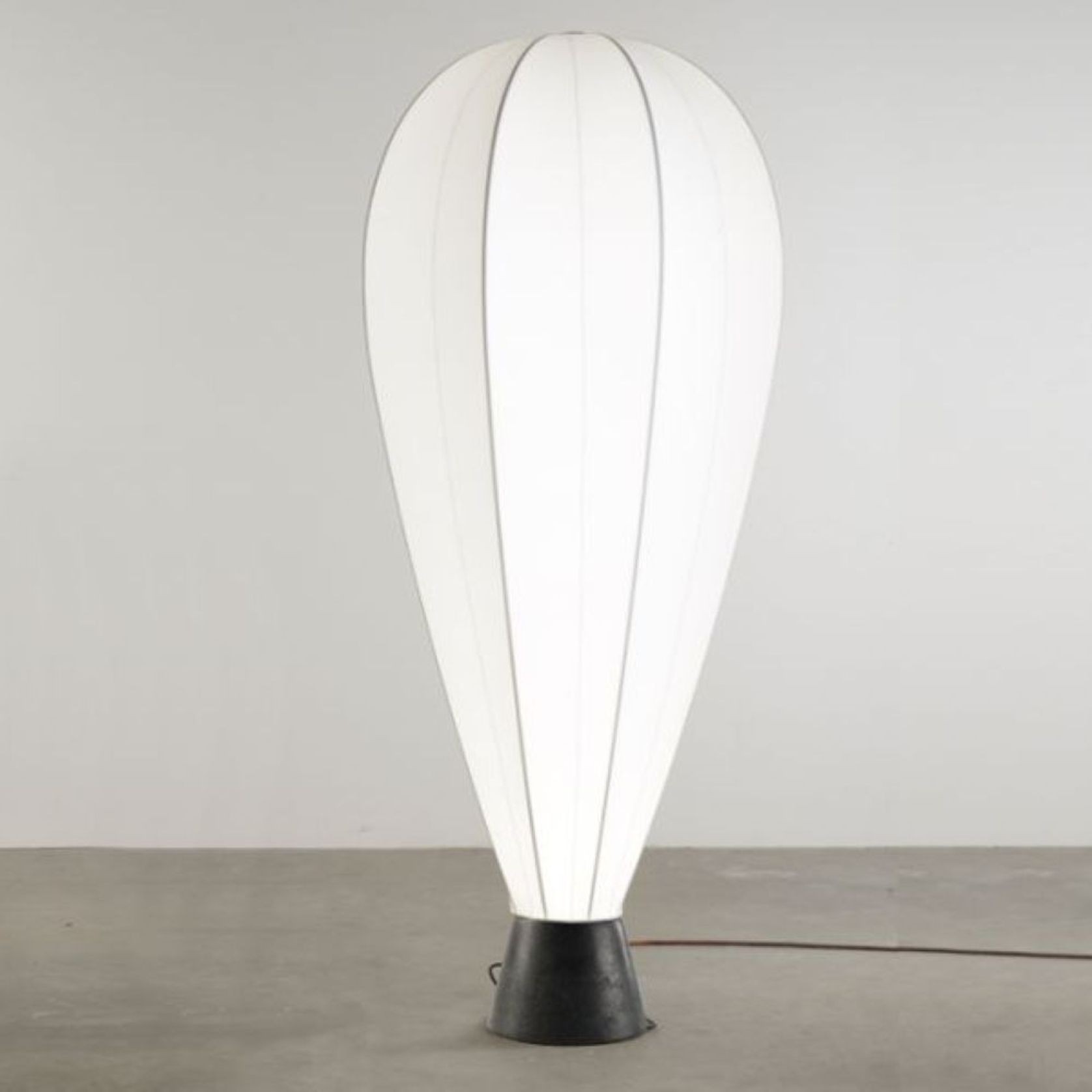 Up Floor Lamp gallery detail image
