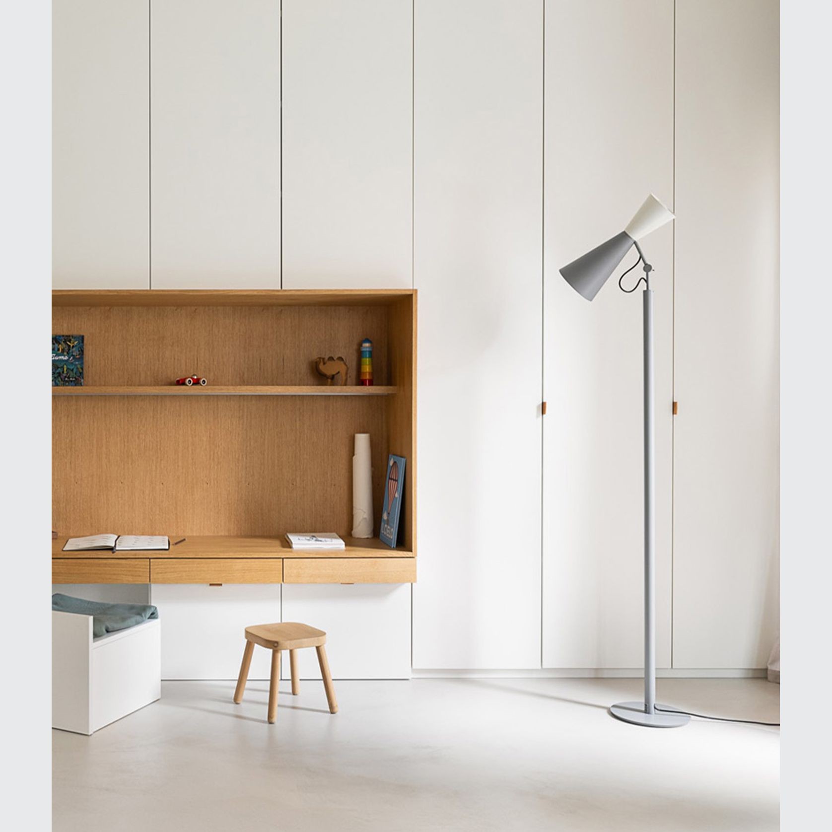 Parliament Floor Lamp gallery detail image