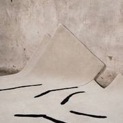 Chillida Gravit. Tinta 1996 gallery detail image