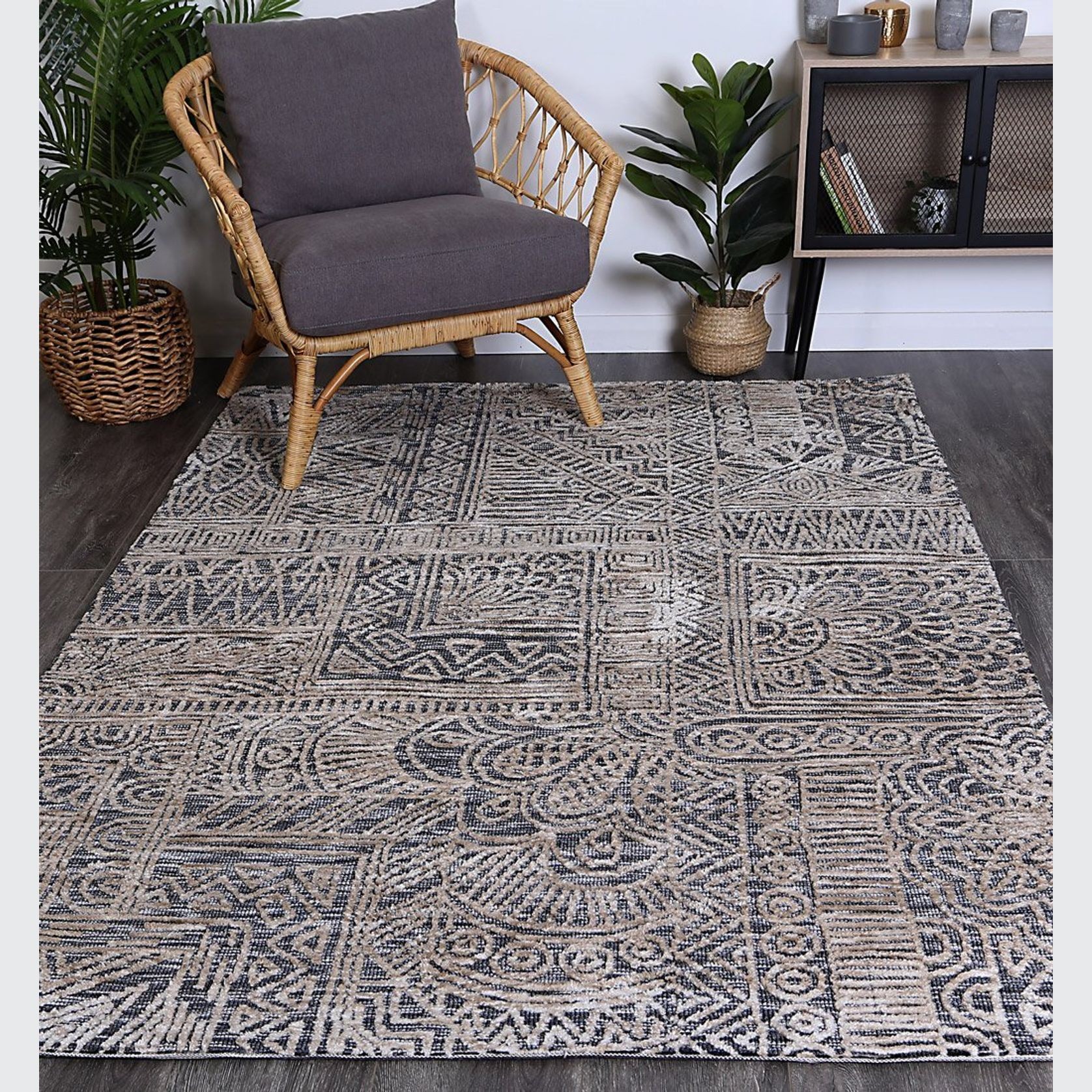 Alayah Anthracite Flower Rug gallery detail image