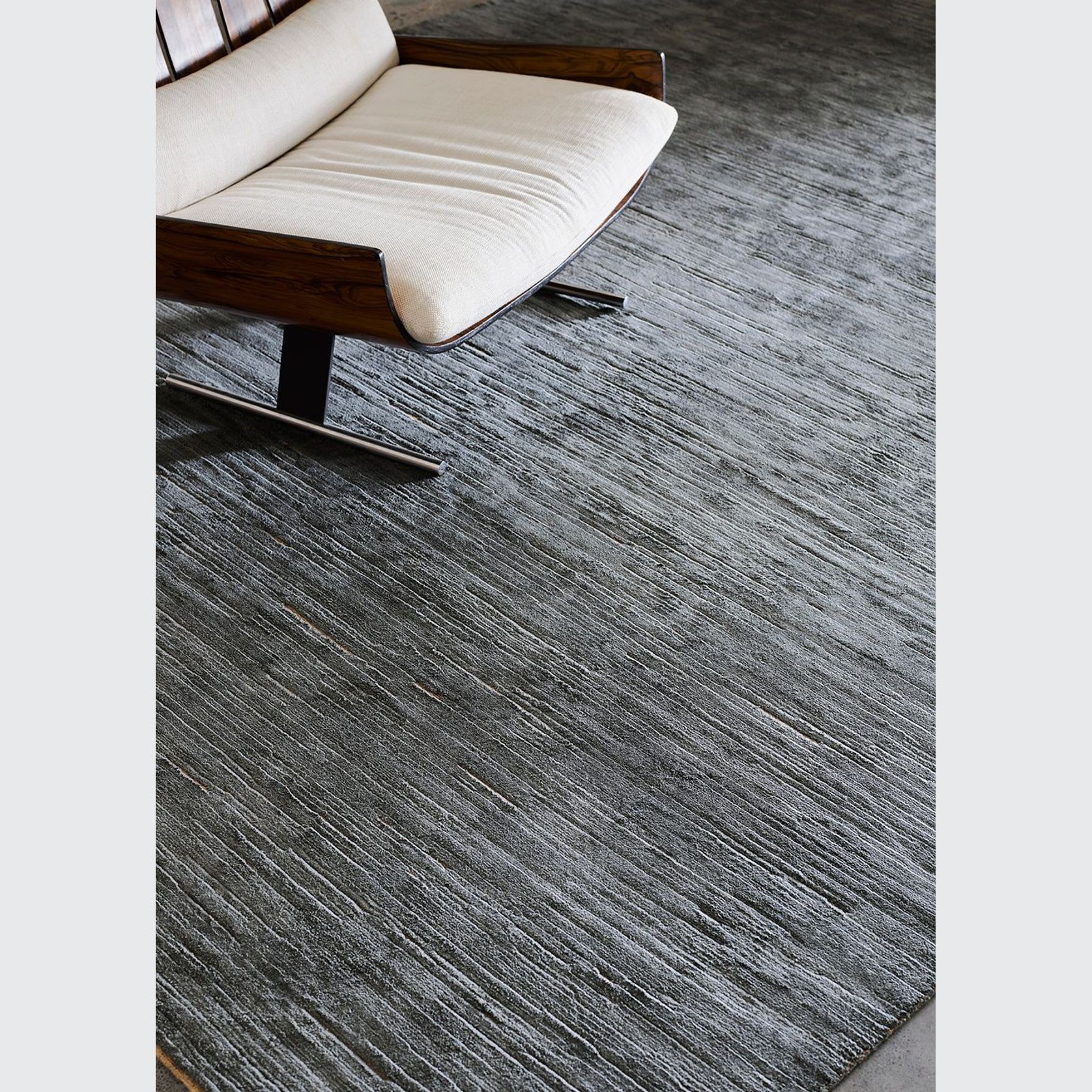 Armadillo Staccato Silk + Linen Rug gallery detail image