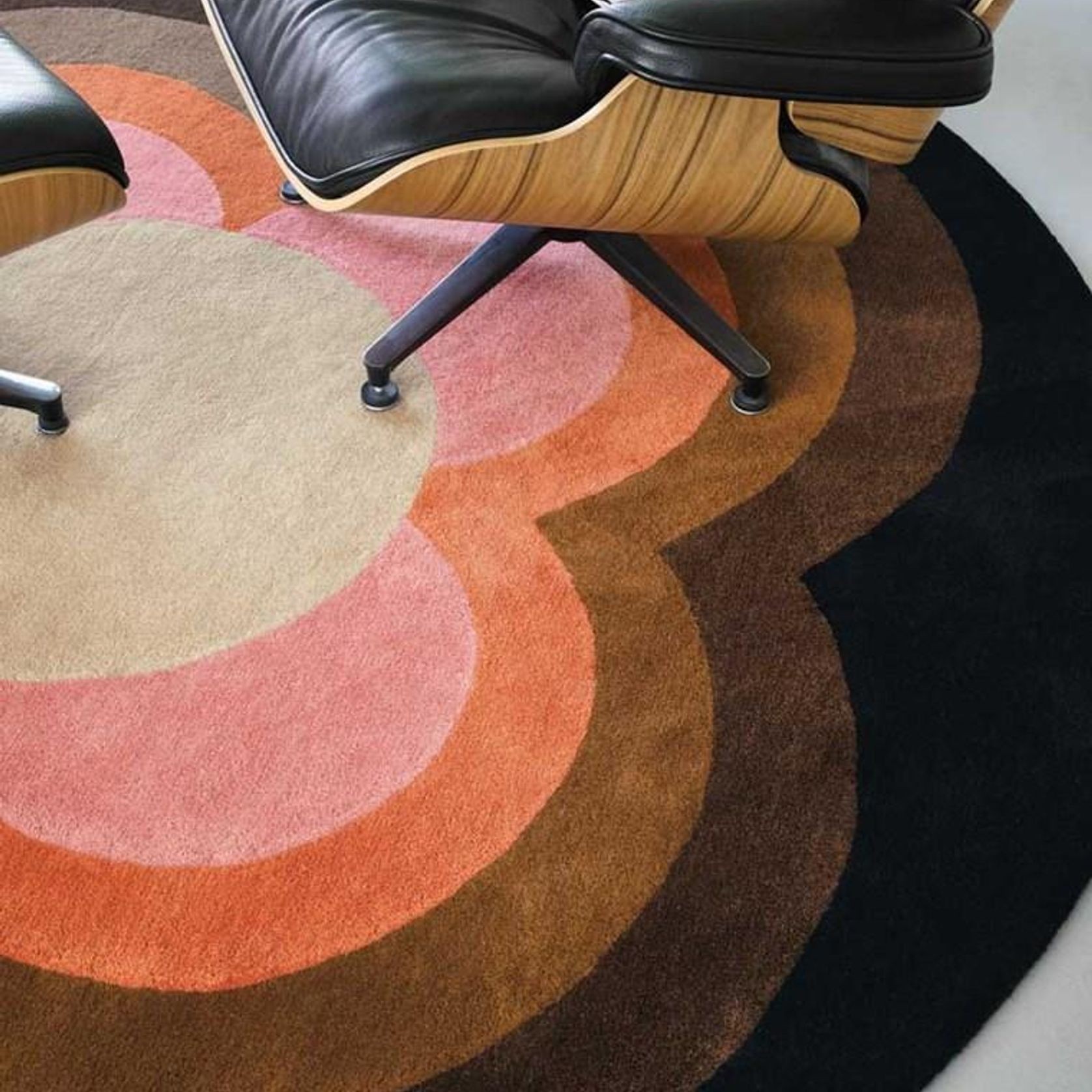 Orla Kiely Sunflower Round Rug - Pink |  100% Wool Designer Floor Rug gallery detail image