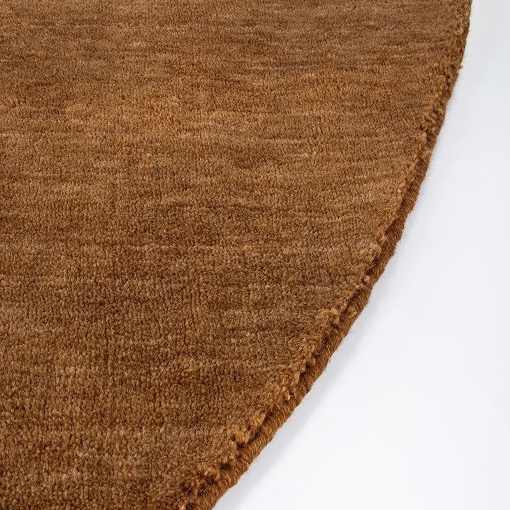 Baya Sandringham 100% NZ Wool Round Rug - Pecan gallery detail image