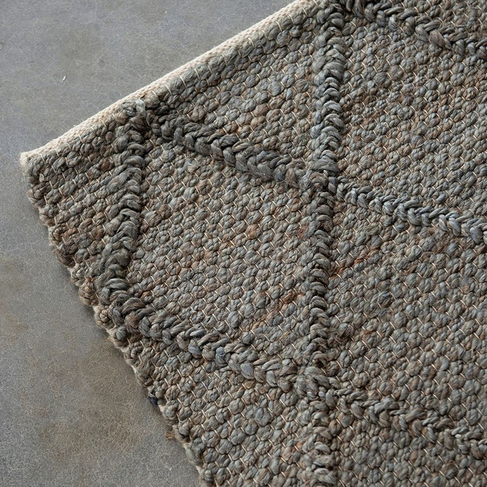 Baya Assam 100% Jute Floor Rug - Agate Stone gallery detail image