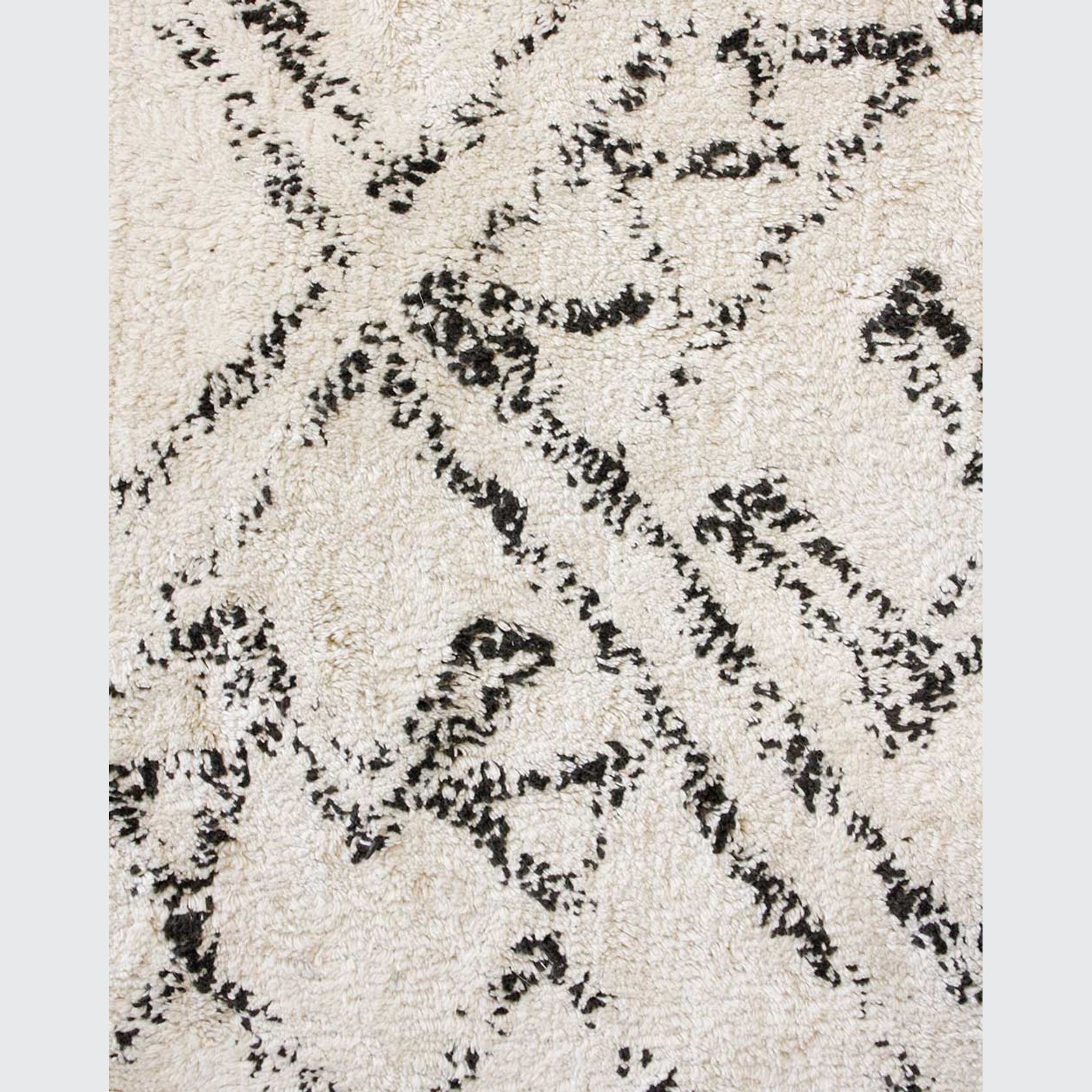 Baya Awan Handtufted Floor Rug - Black-Natural White gallery detail image
