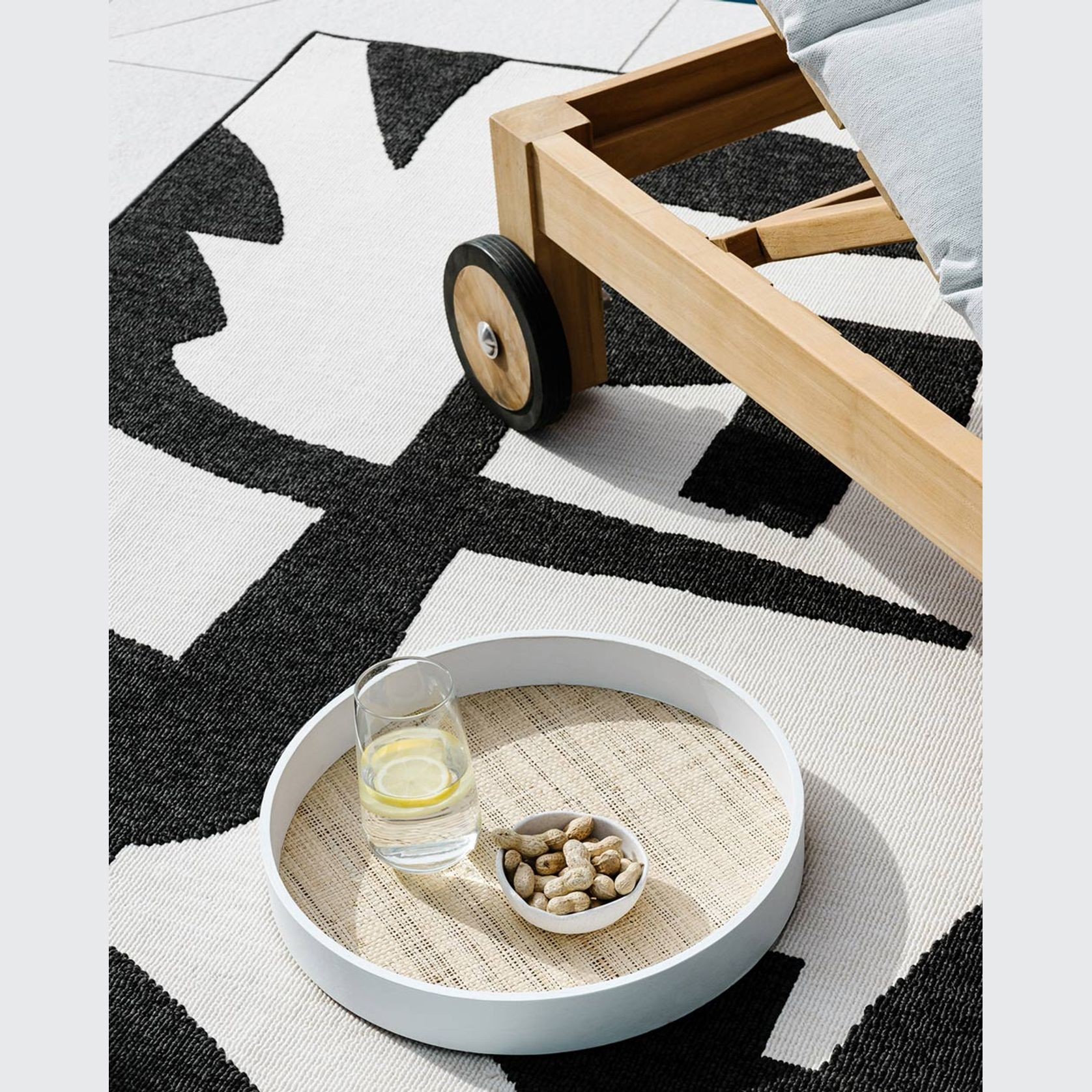 Baya Copacabana In-Outdoor Rug | Colour Black/Ecru gallery detail image