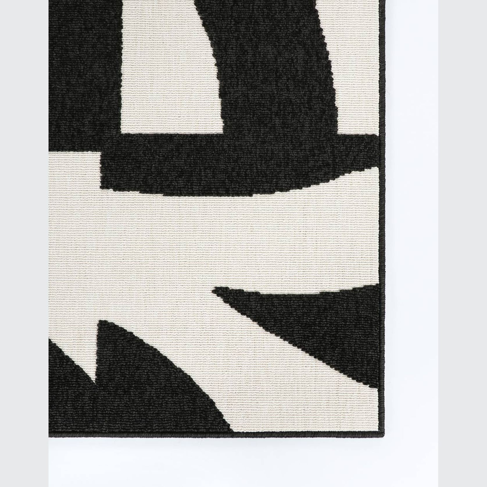 Baya Copacabana In-Outdoor Rug | Colour Black/Ecru gallery detail image