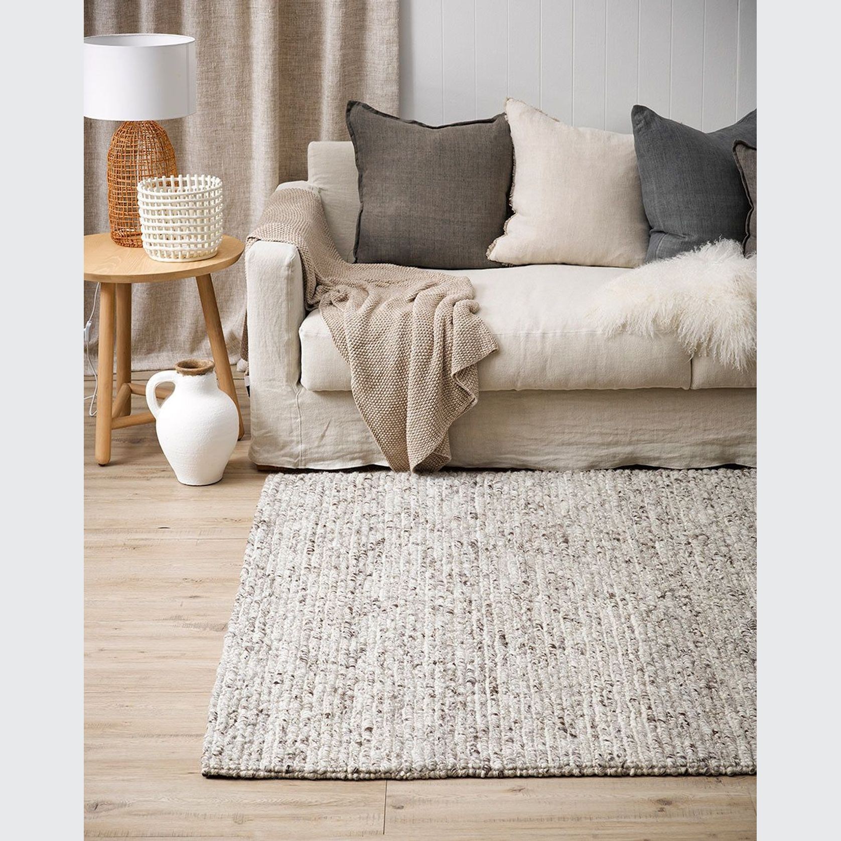 Baya Karaka Handwoven 100% Wool Rug - Oyster Grey gallery detail image