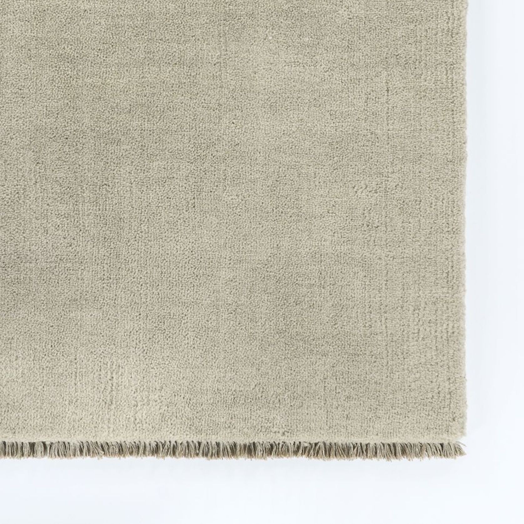 Baya Sandringham Handwoven 100% Wool Rug - Fog gallery detail image